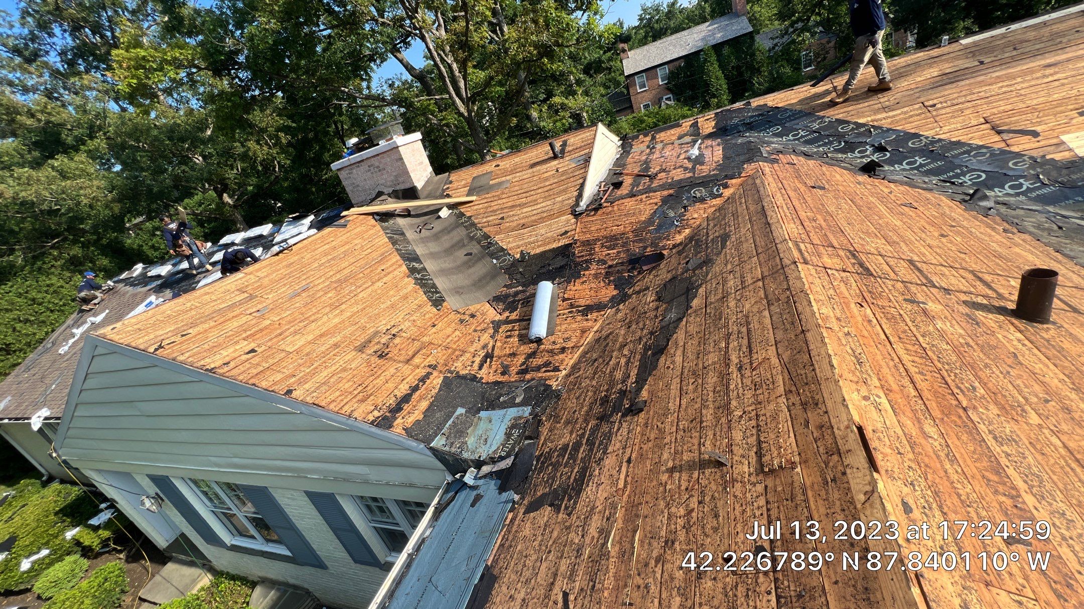 Roof Replacement in Lake Forest by Diamond Lake Exteriors