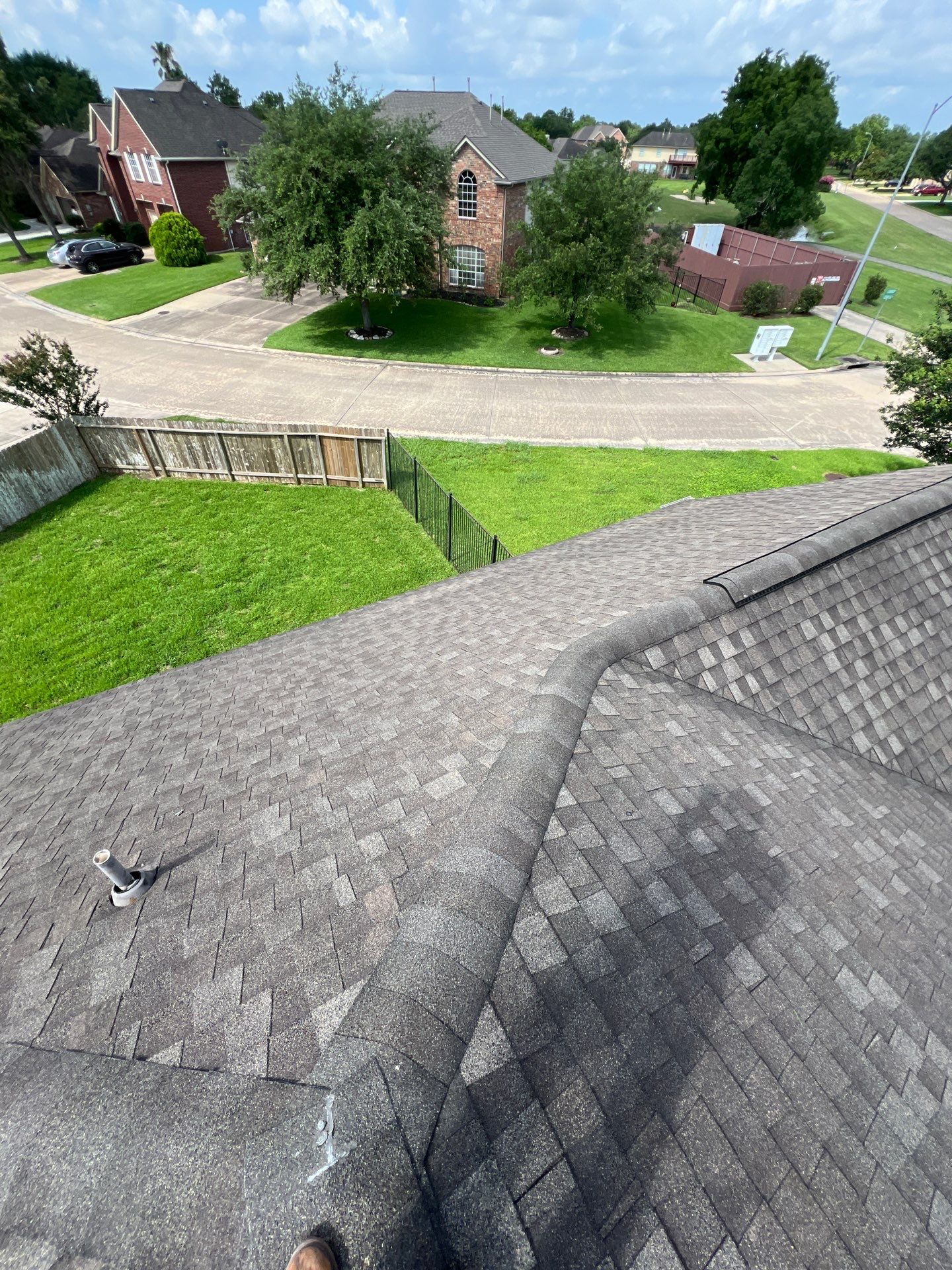 Hail Damage using Owen's Corning Duration (Lifetime) Shingles by Roof Repair Company