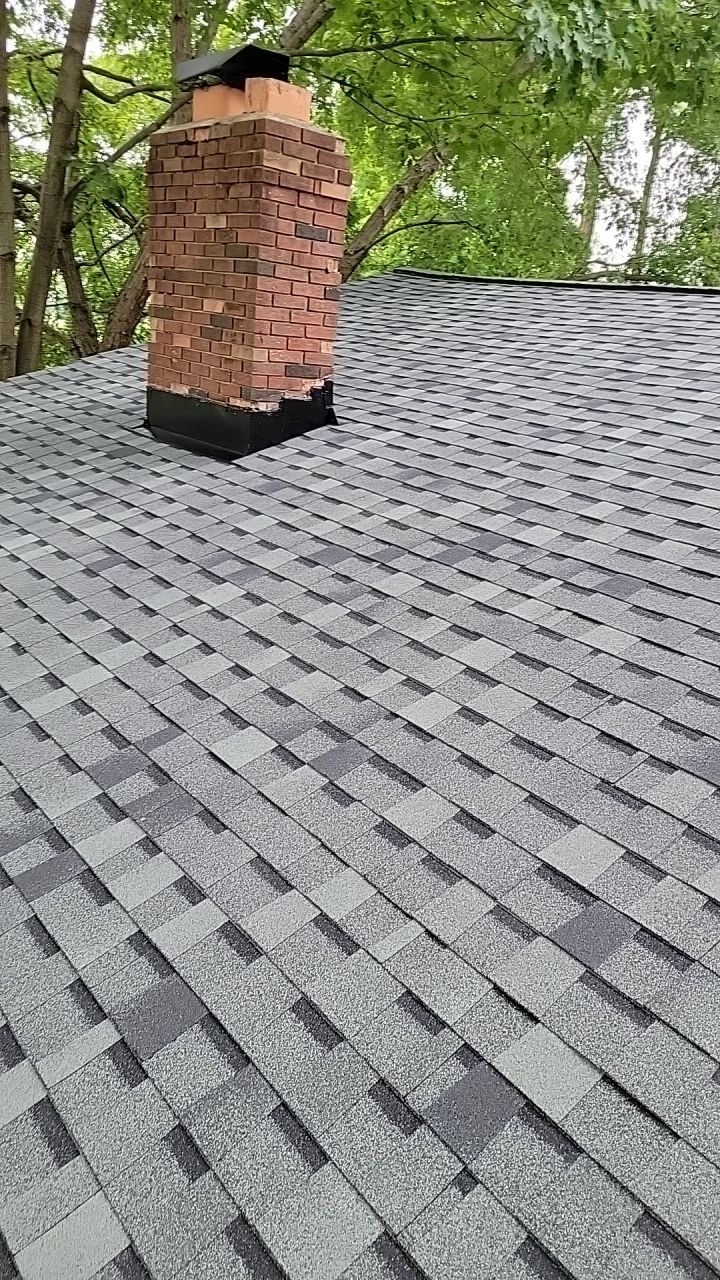Atlas Pinnacle Pristine Scotchgard: Hearthstone Drip Edge: Black by Eagle Eye Roofing