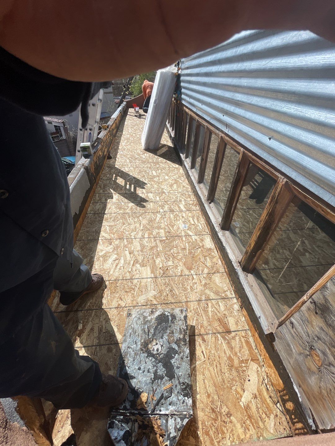TPO Roof Replacement on entry of Albuquerque Restaurant by Doyle Roof Masters Inc