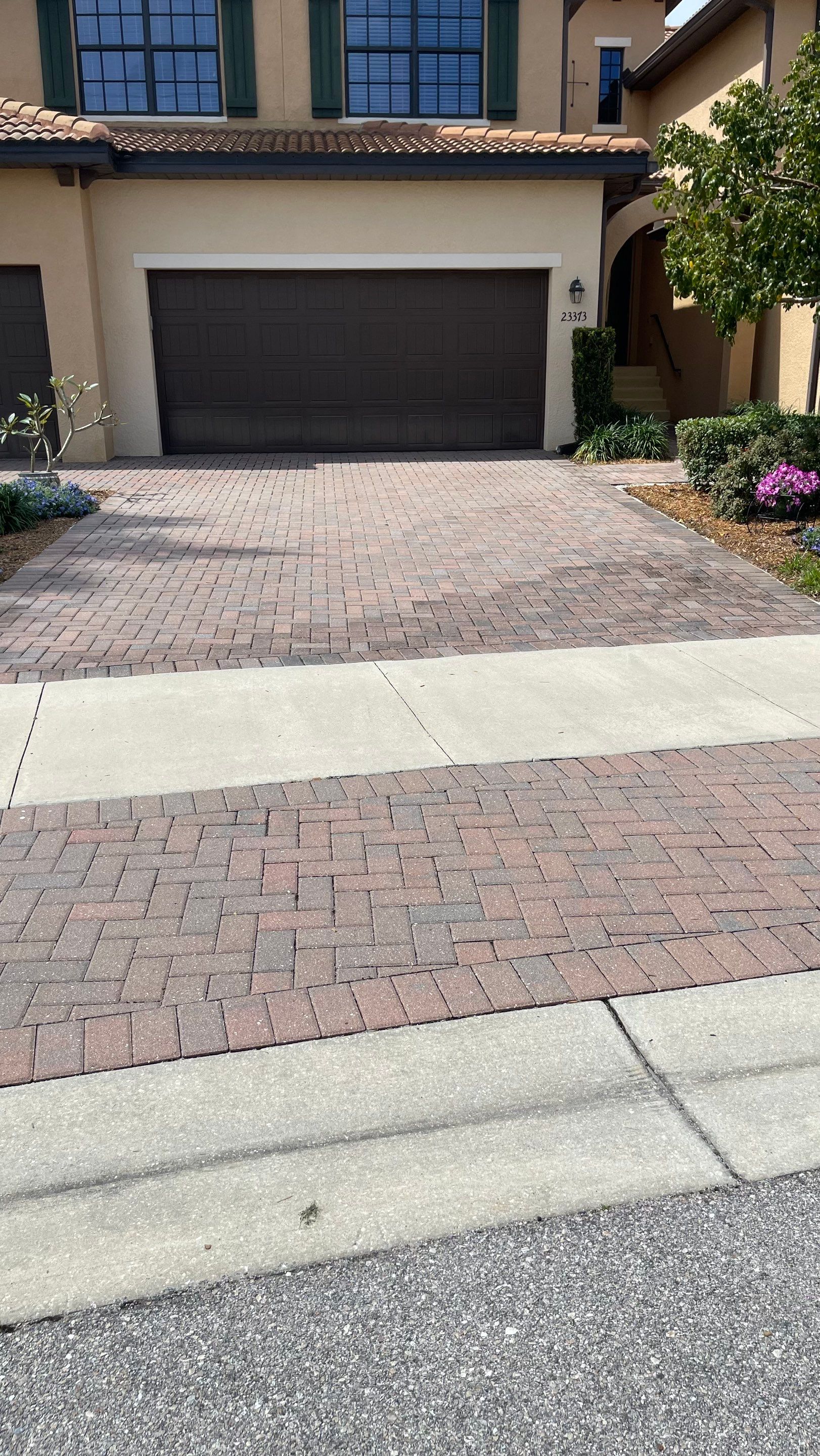 HOA Paver Driveway & Sidewalk Cleaning in Sarasota National, Venice, FL | Sunshine AquaWash by Sunshine AquaWash