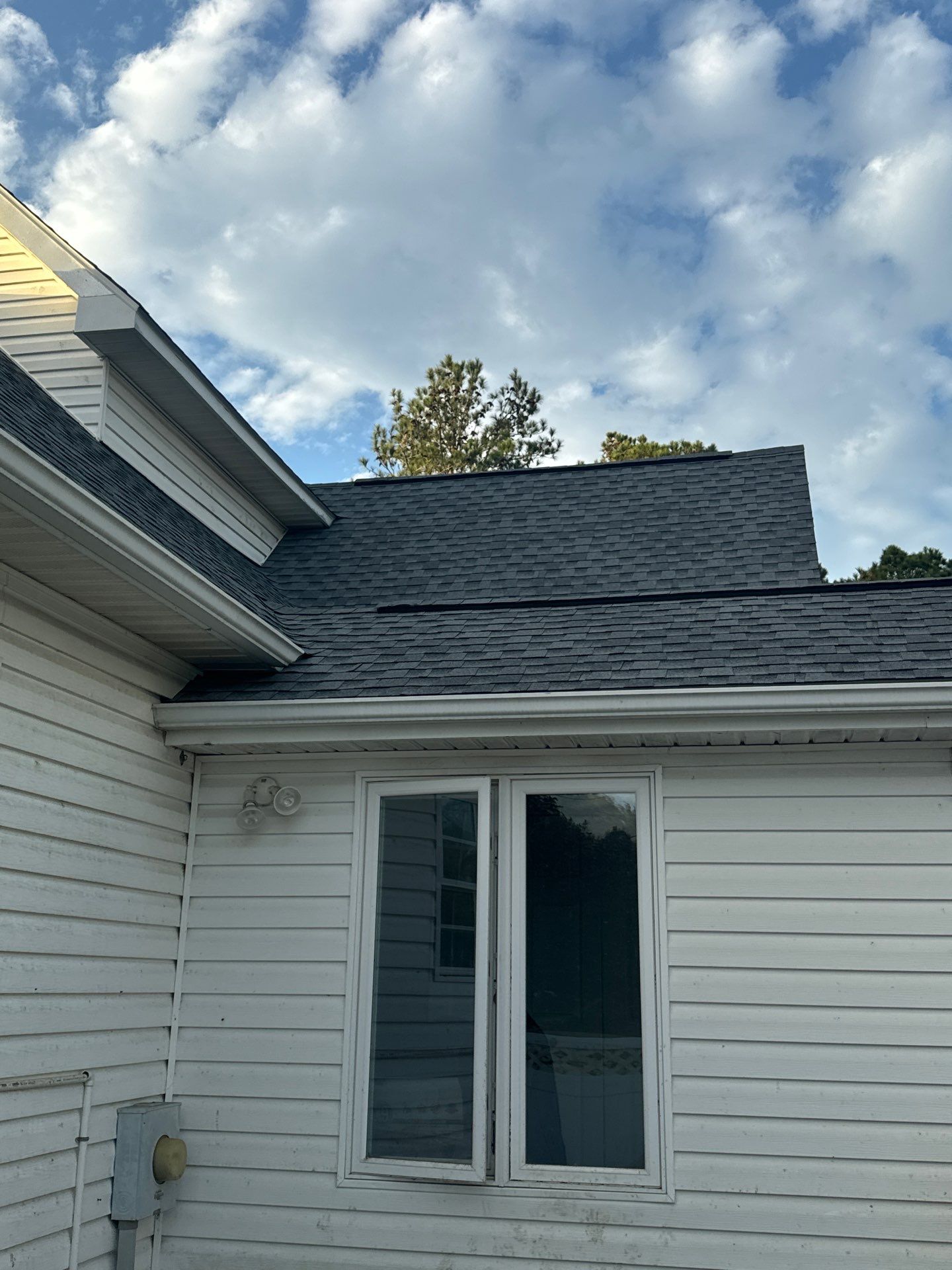 GAF HDZ - Oyster Grey by Linta Roofing