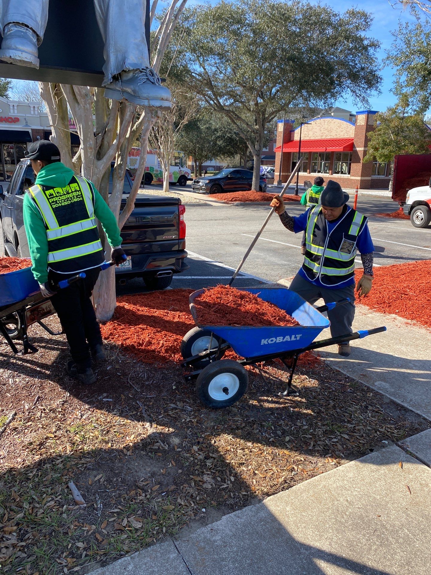 Larry’s Giant Subs | Rock & Mulch by ProGreen Services