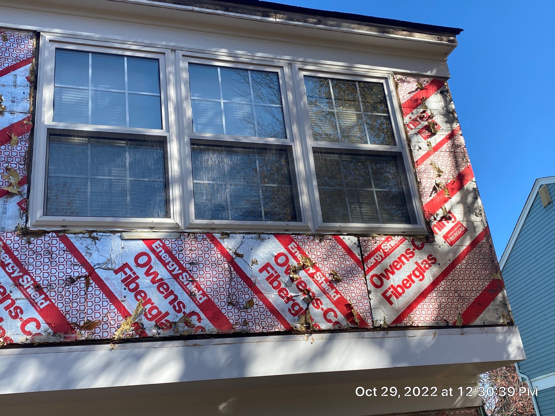 Siding Replacement using Certainteed Restoration Classic D4 Midnight Blue by 180 Contractors