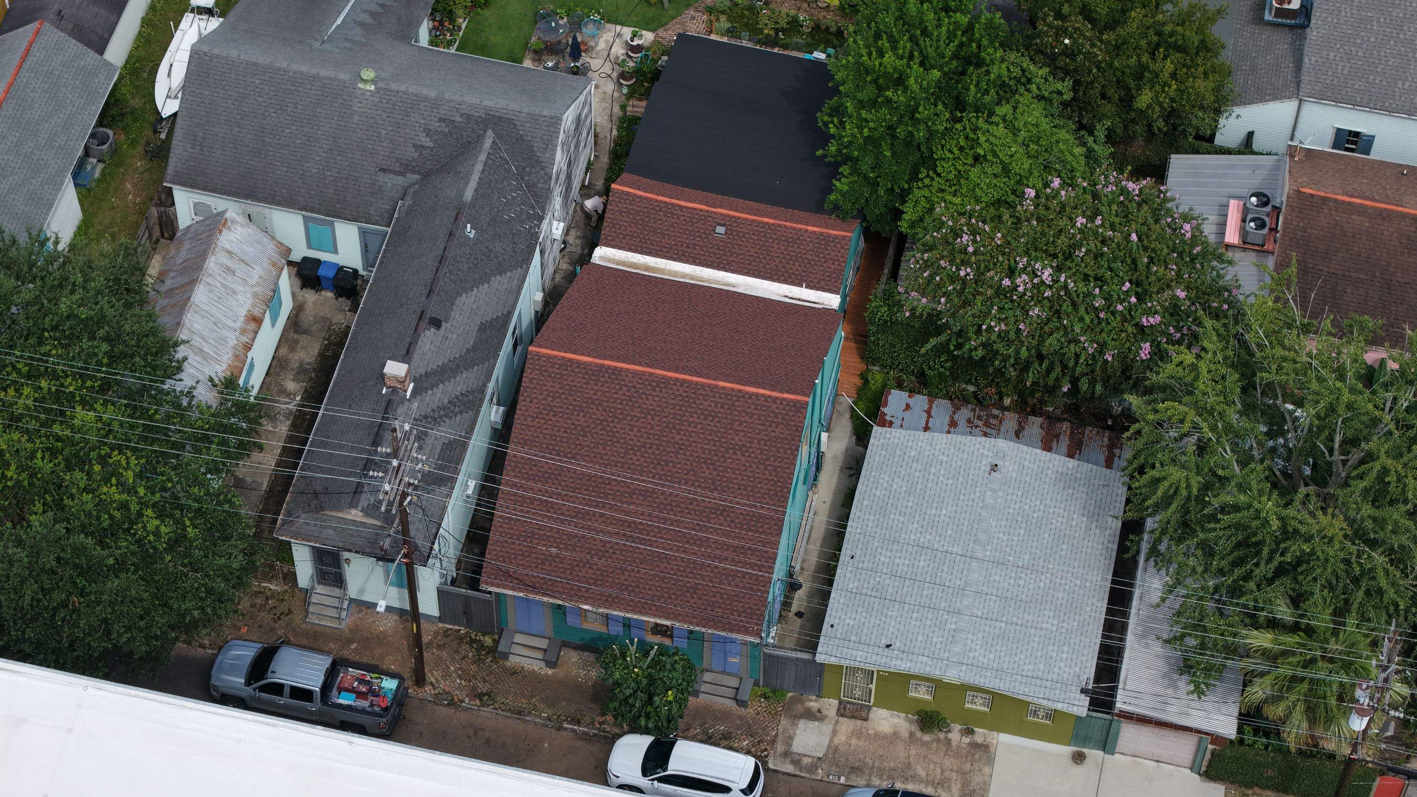 Roof Replacement in New Orleans by HDS Contractors