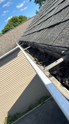 Turtle Shell gutter protection installation in Naperville, IL 60565, photograph 6