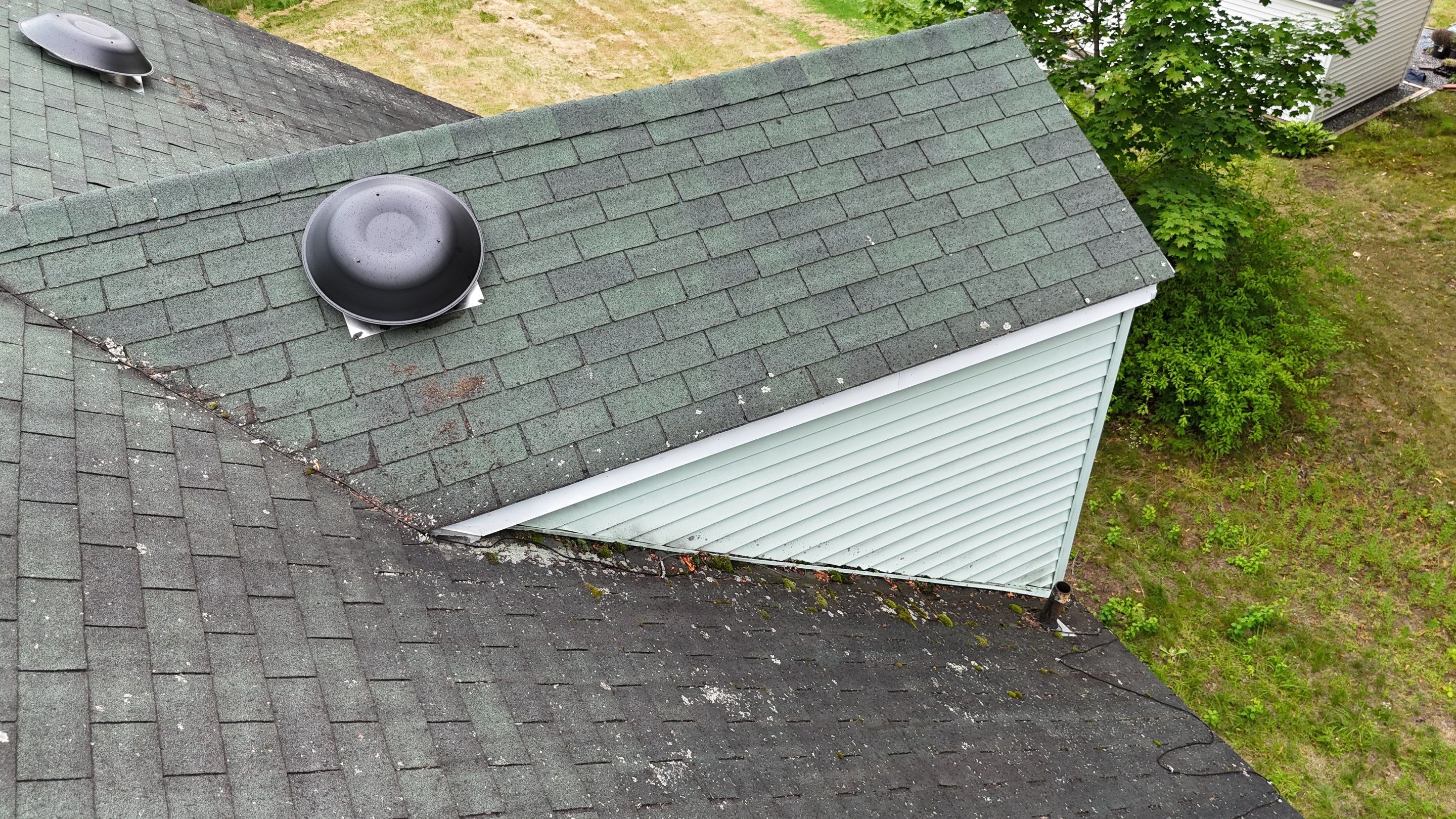 Roof Replacement, Lunenburg, MA by Mighty Dog Roofing of Greater Middlesex County