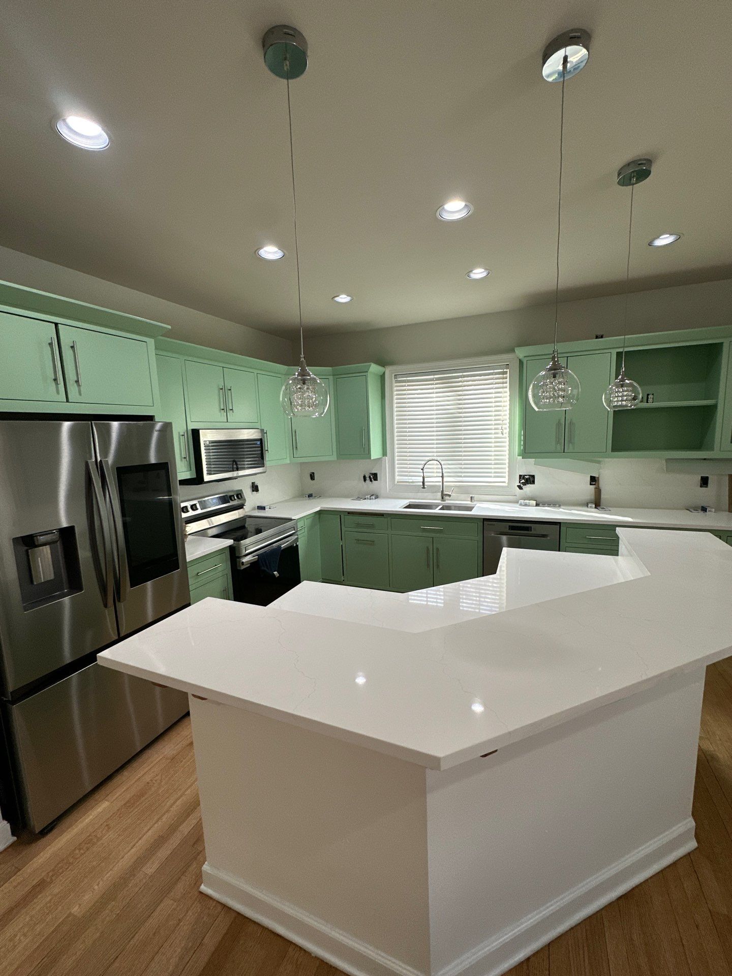 Cabinets and drawers repair by OCS Contracting Services