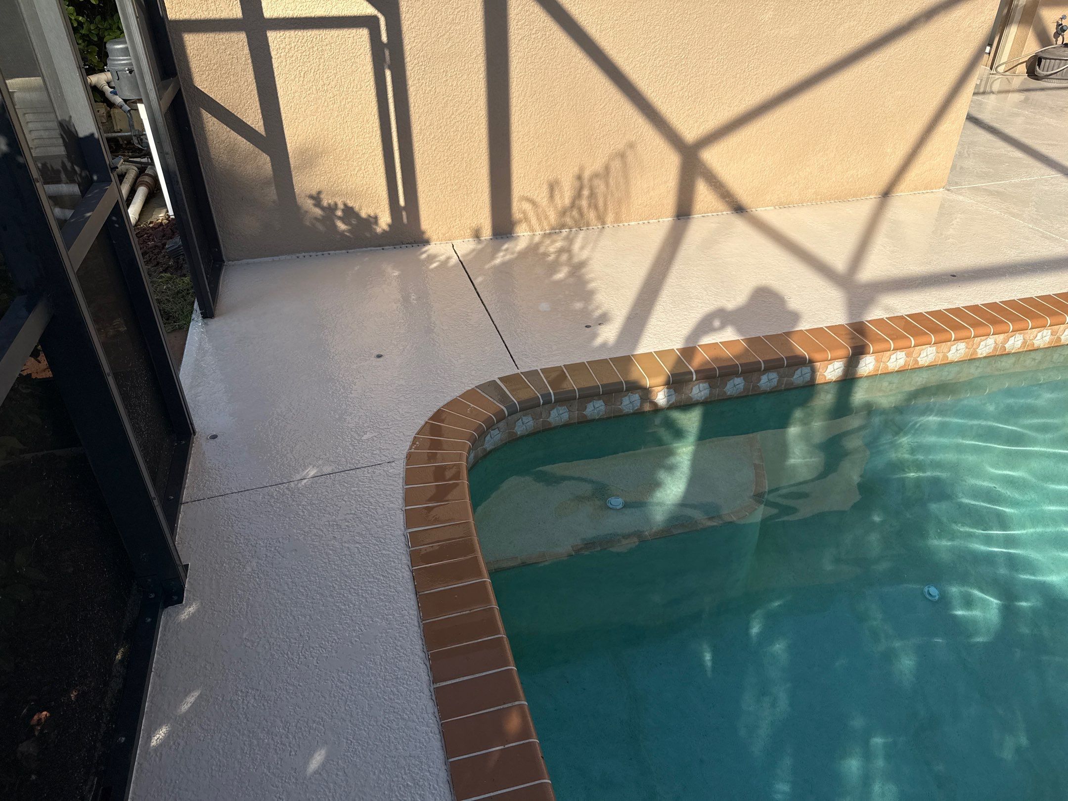 Driveway, Pool Deck & Lanai Cleaning – Heritage Harbour Golf Club, Bradenton, FL by Sunshine AquaWash