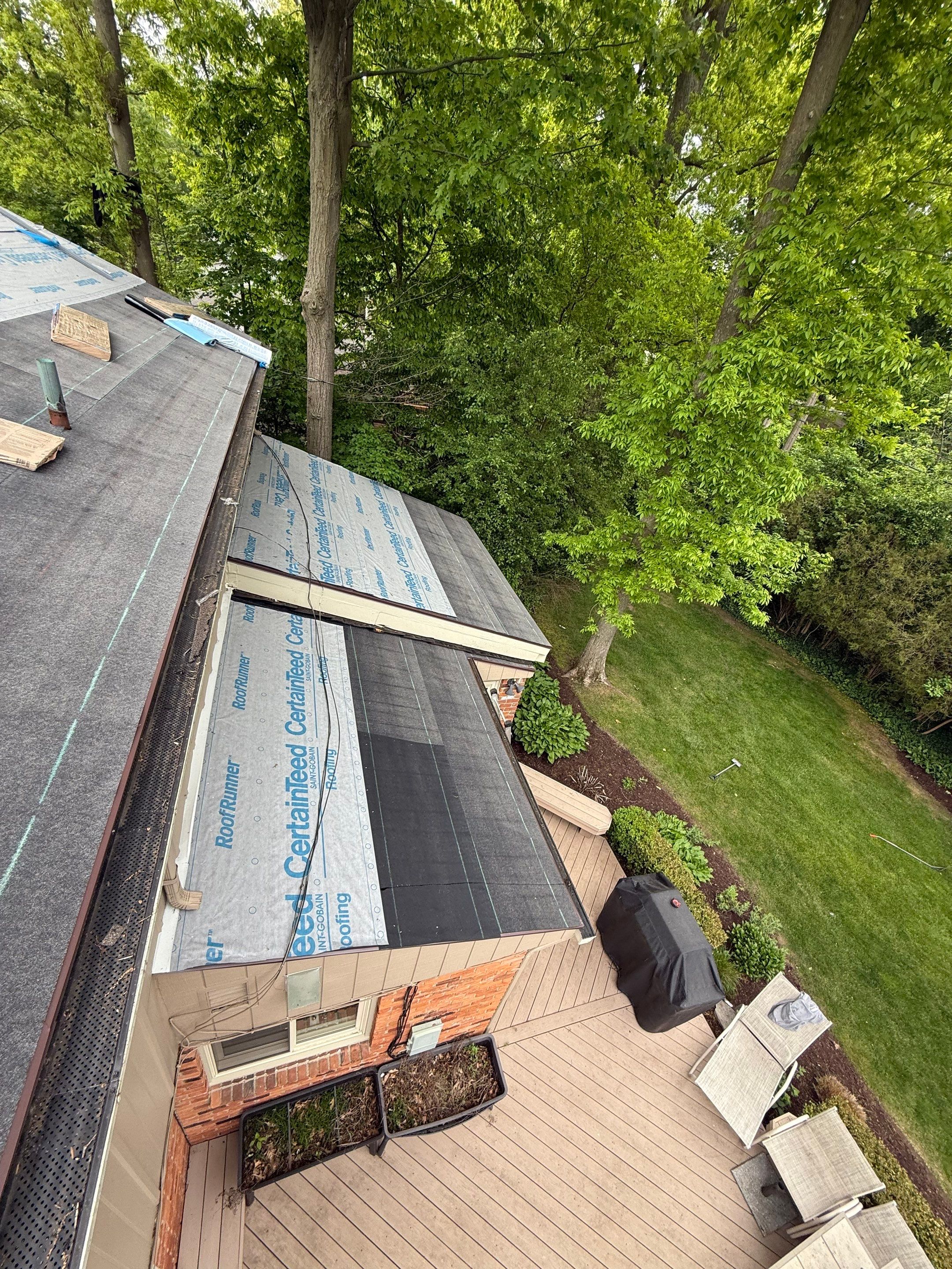Project by Eave Roofing by Eave Roofing