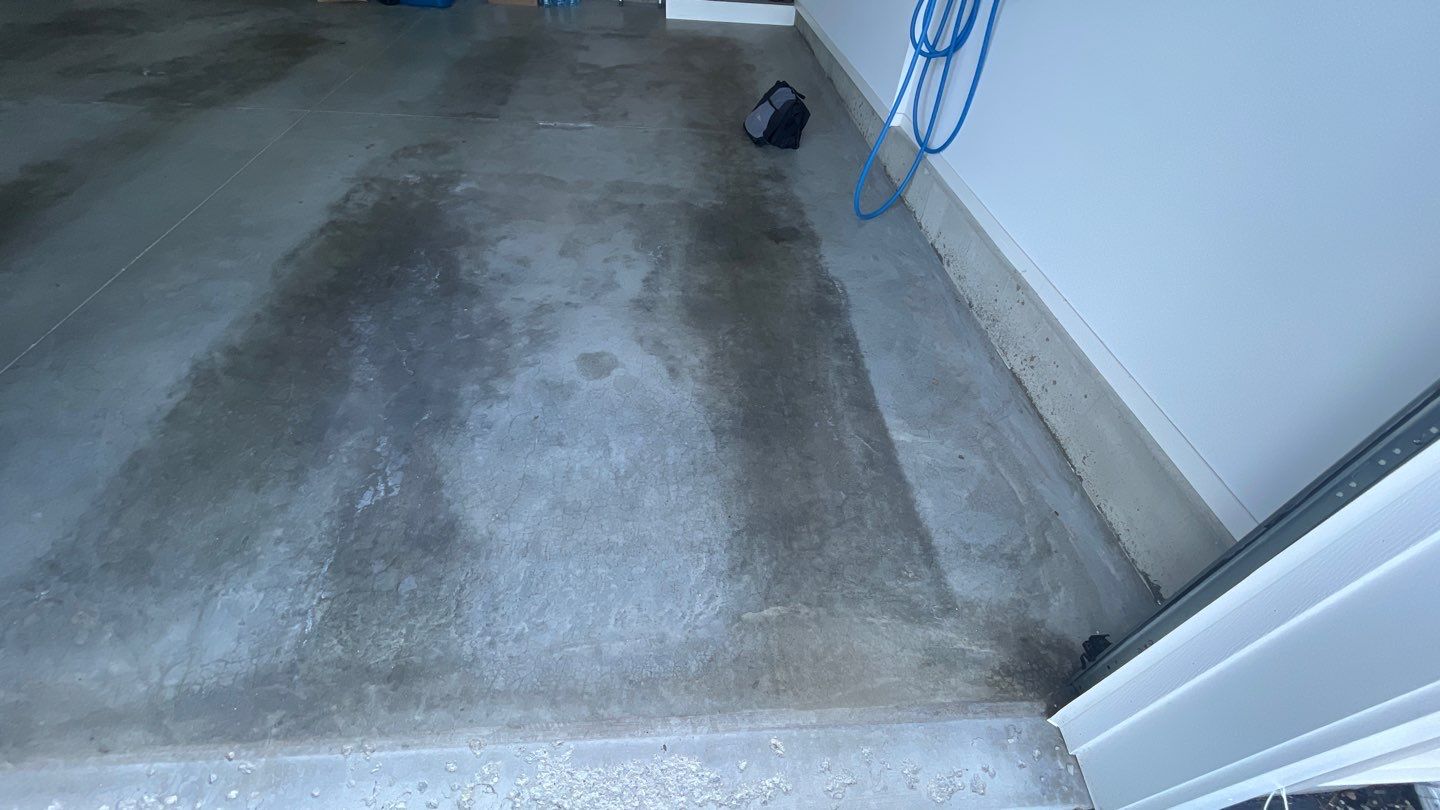 Garage in Nashua, NH 03062 by Symphony Concrete Coatings
