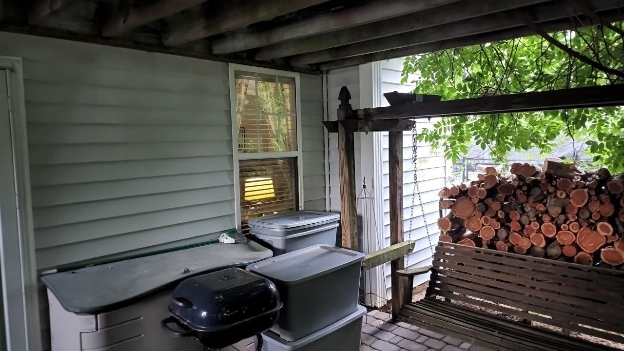 House Wash using cleaner by Power Wash Masters LLC