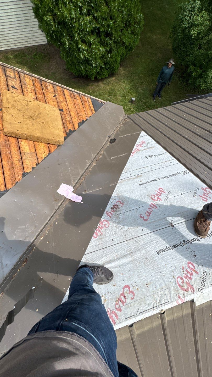 Roof Replacement using Owens Corning Peppercorn by 180 Contractors