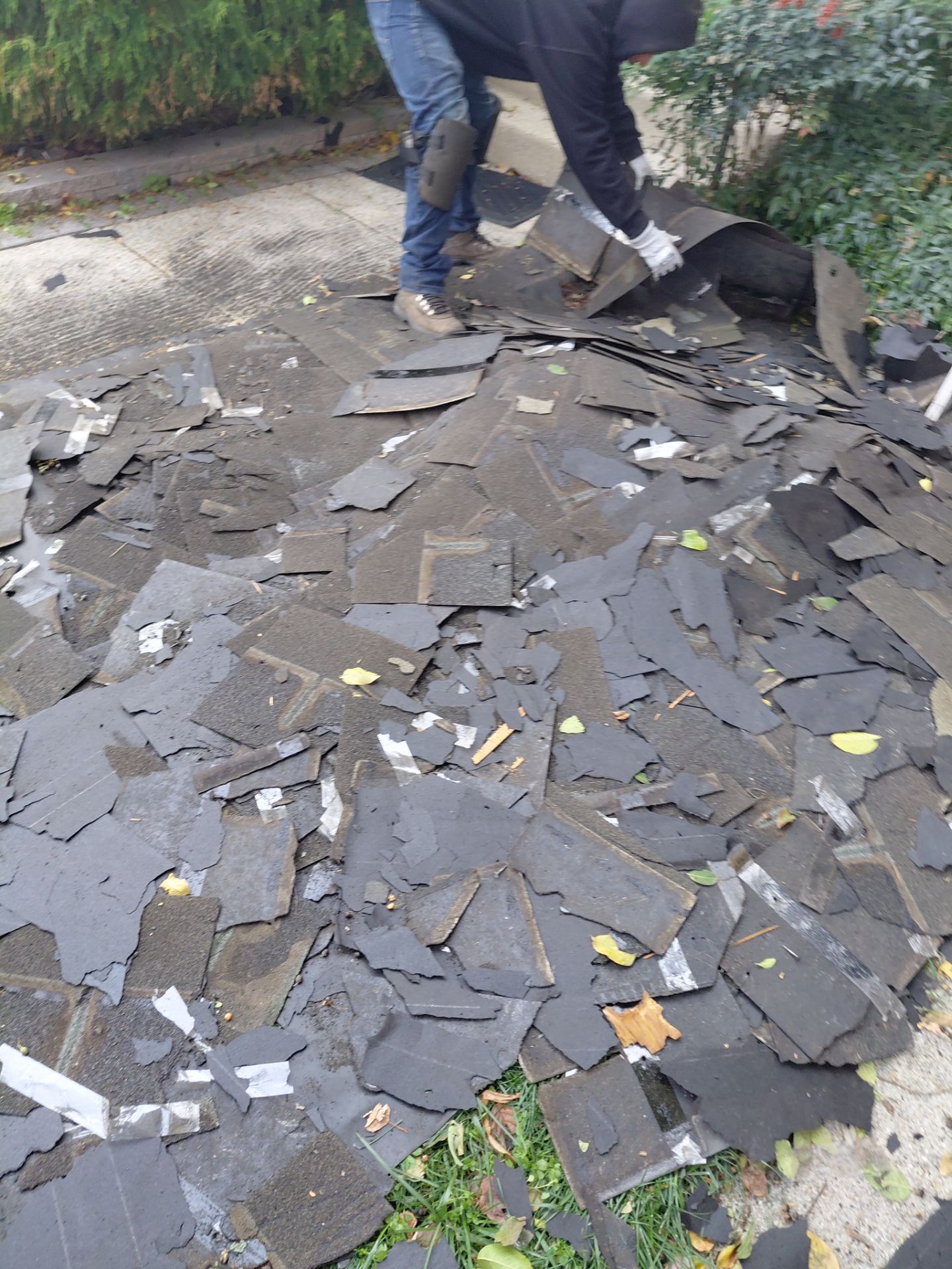 Alexandria : Residential Roof Replacement with CertainTeed Landmark Pro in Max Def Weathered Wood  by RM Banning, Inc.