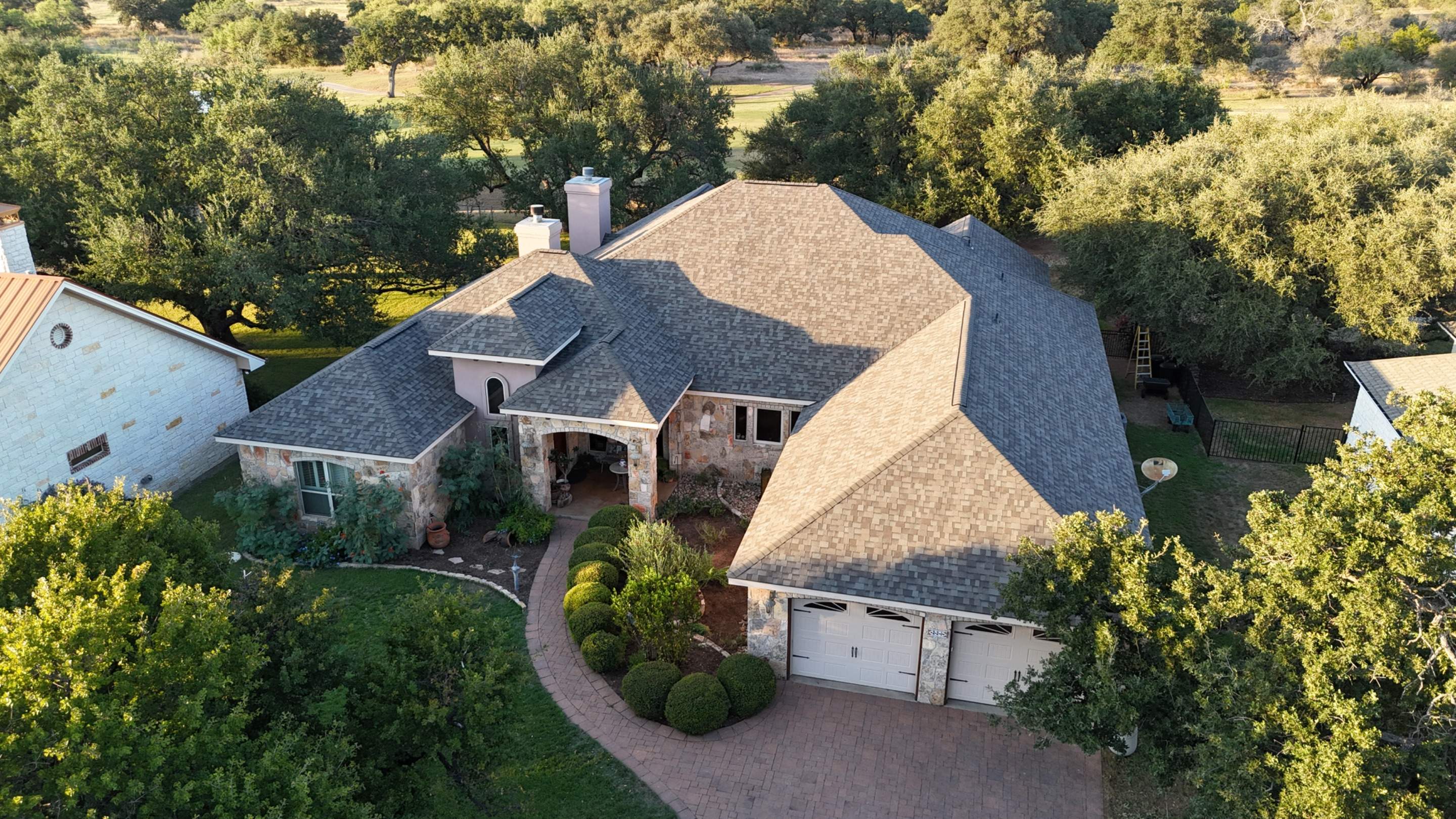 Driftwood - Owens Corning TruDefinition Duration by RoofsOnly.com