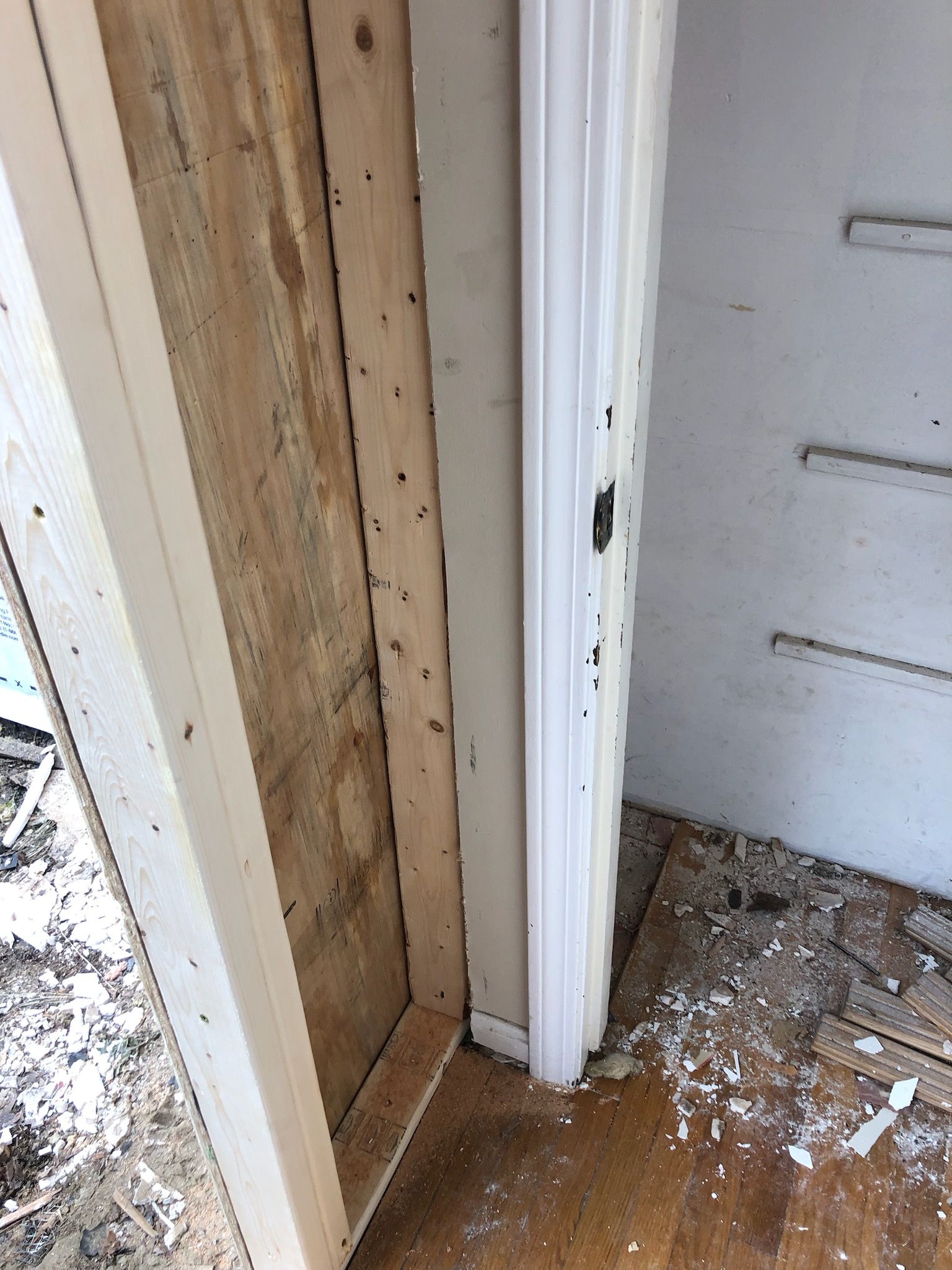 Exterior remodeling in Carlsile, MA by UBrothers Construction