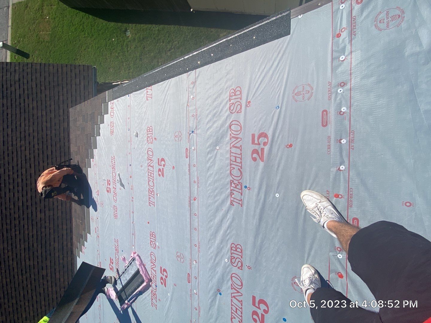 Shingle Project in Tulsa by Decor Roofing & Restoration