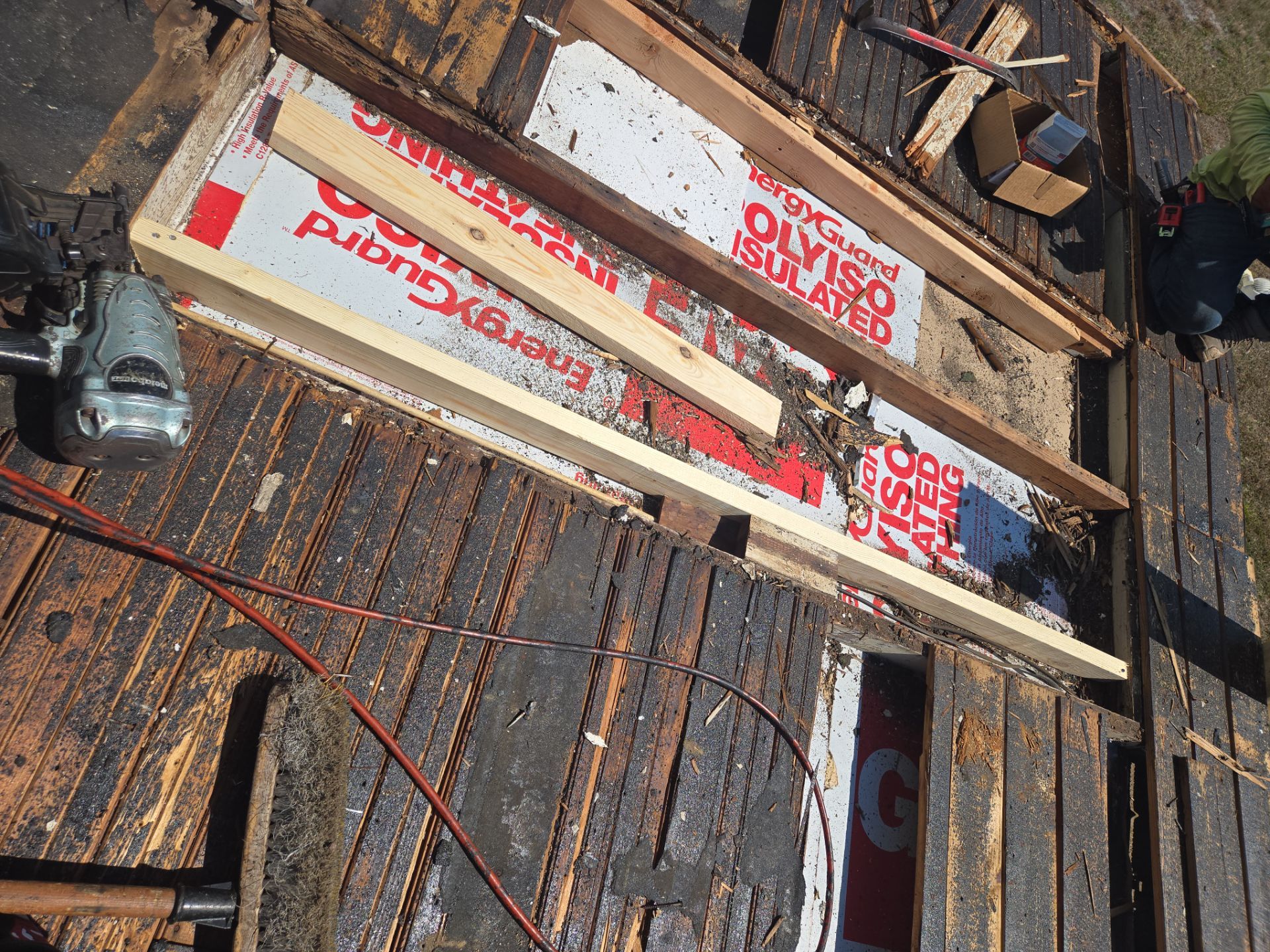 Project in St. Petersburg 33702 by Mitchell Roofing Company LLC