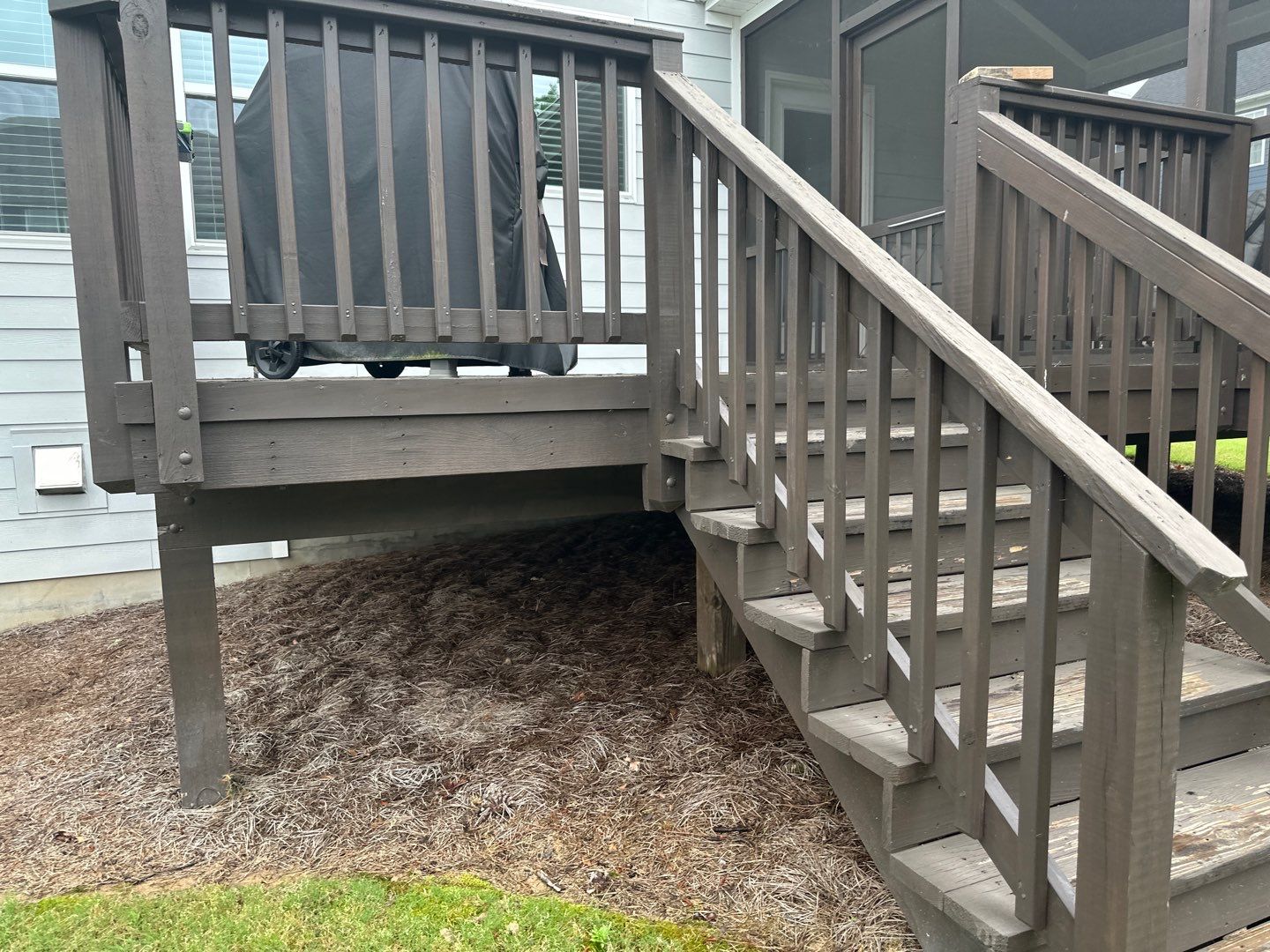 Weathered Deck using AcryFin by DuraSeal