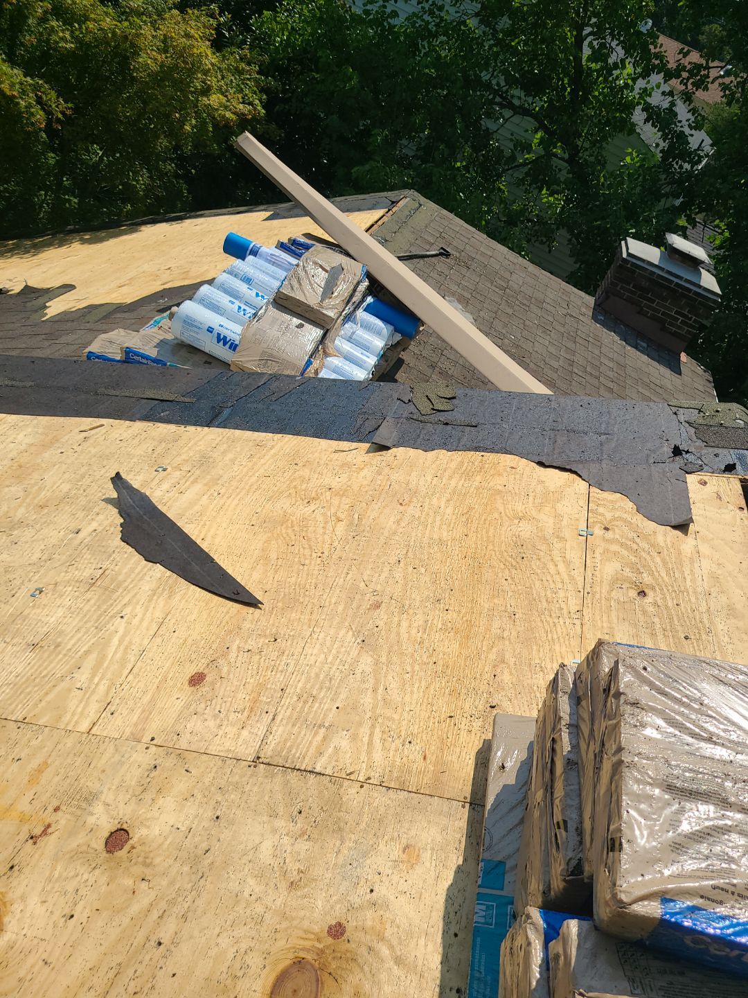 Vienna: Roof Replacement with CertainTeed Landmark Designer Shingles in Weathered Wood by RM Banning, Inc.