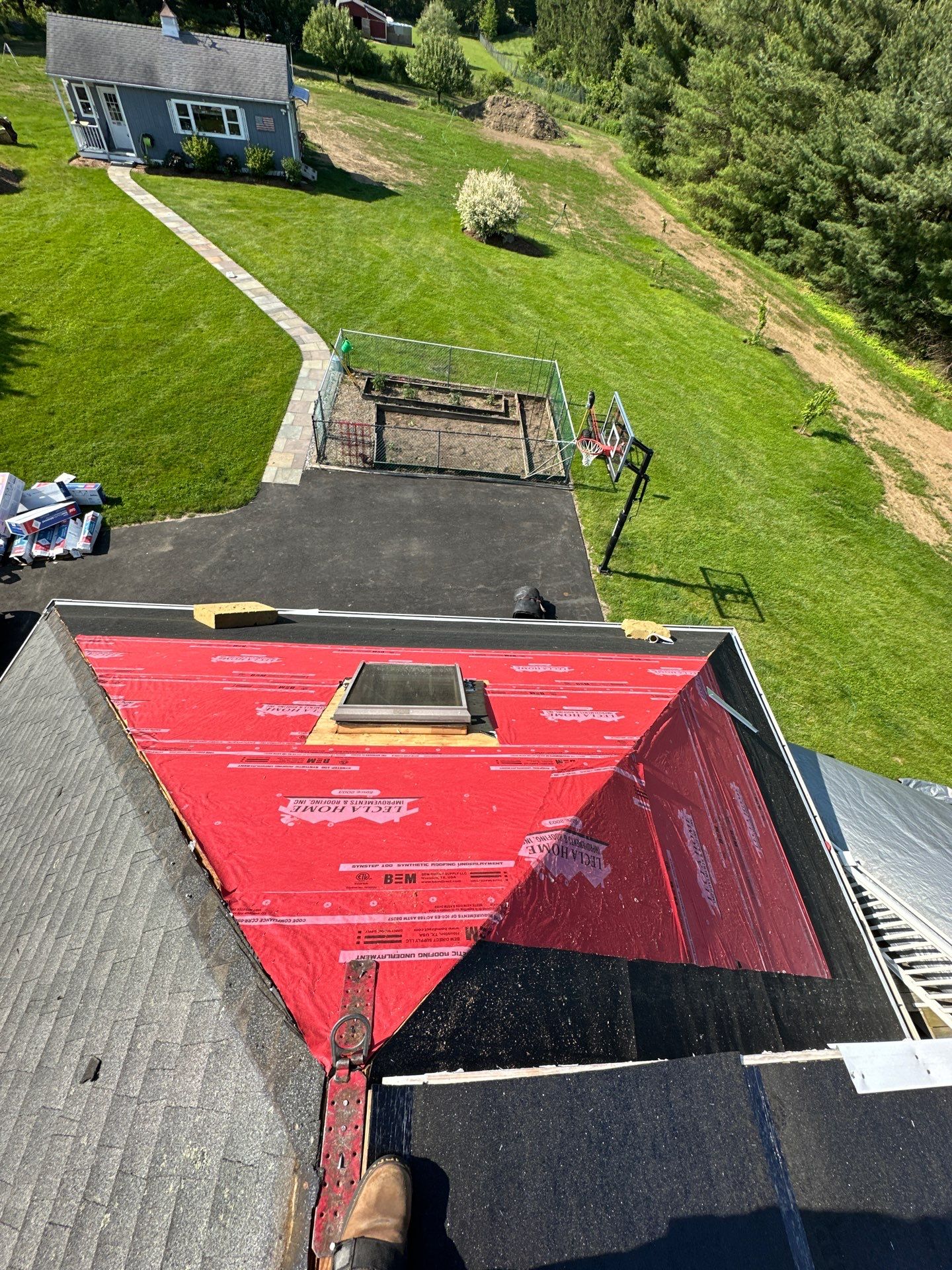 Full Roof Replacement by Lecla Home Improvements and Roofing INC