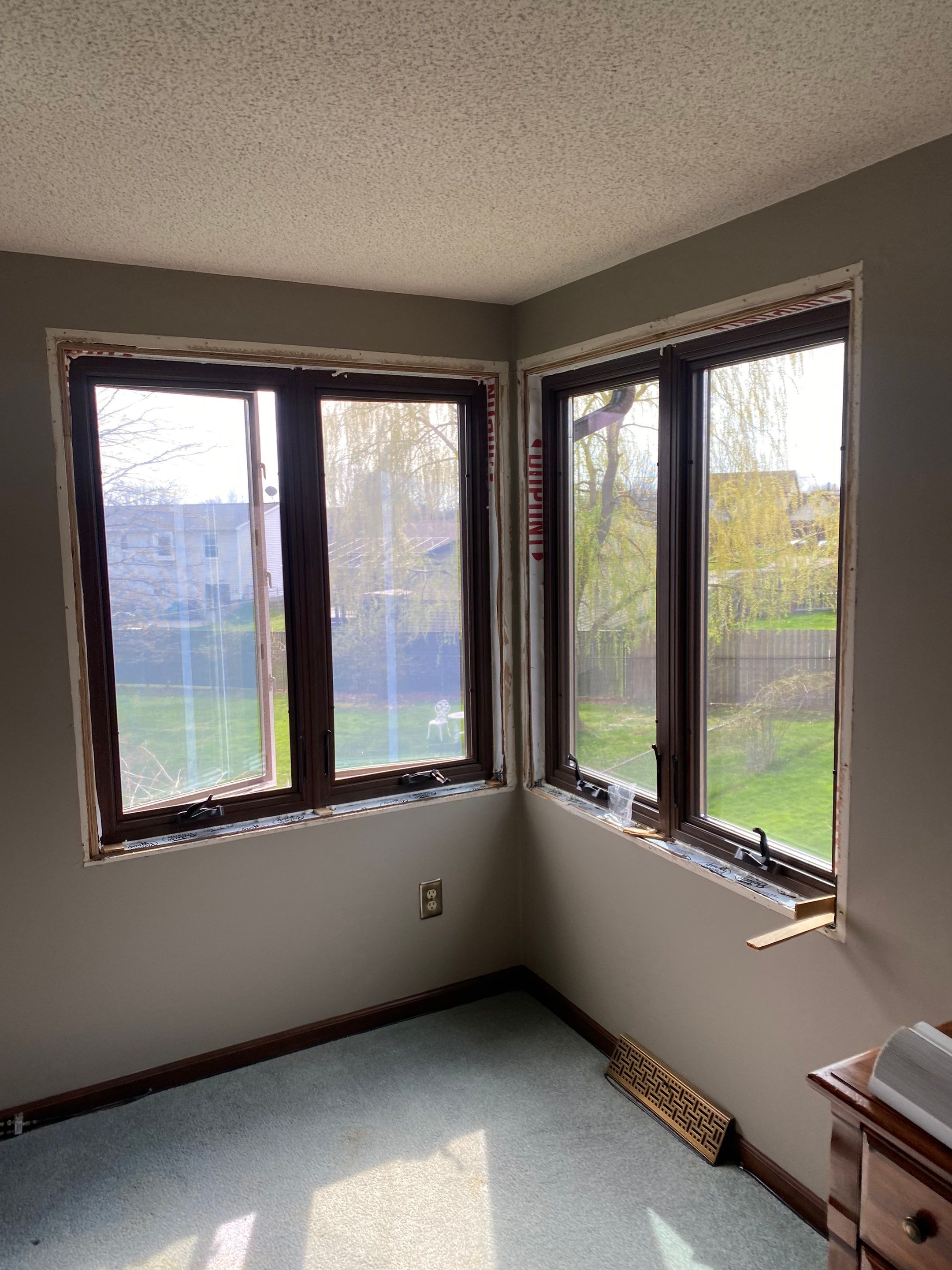 Window Replacement by Ivy Lea Construction