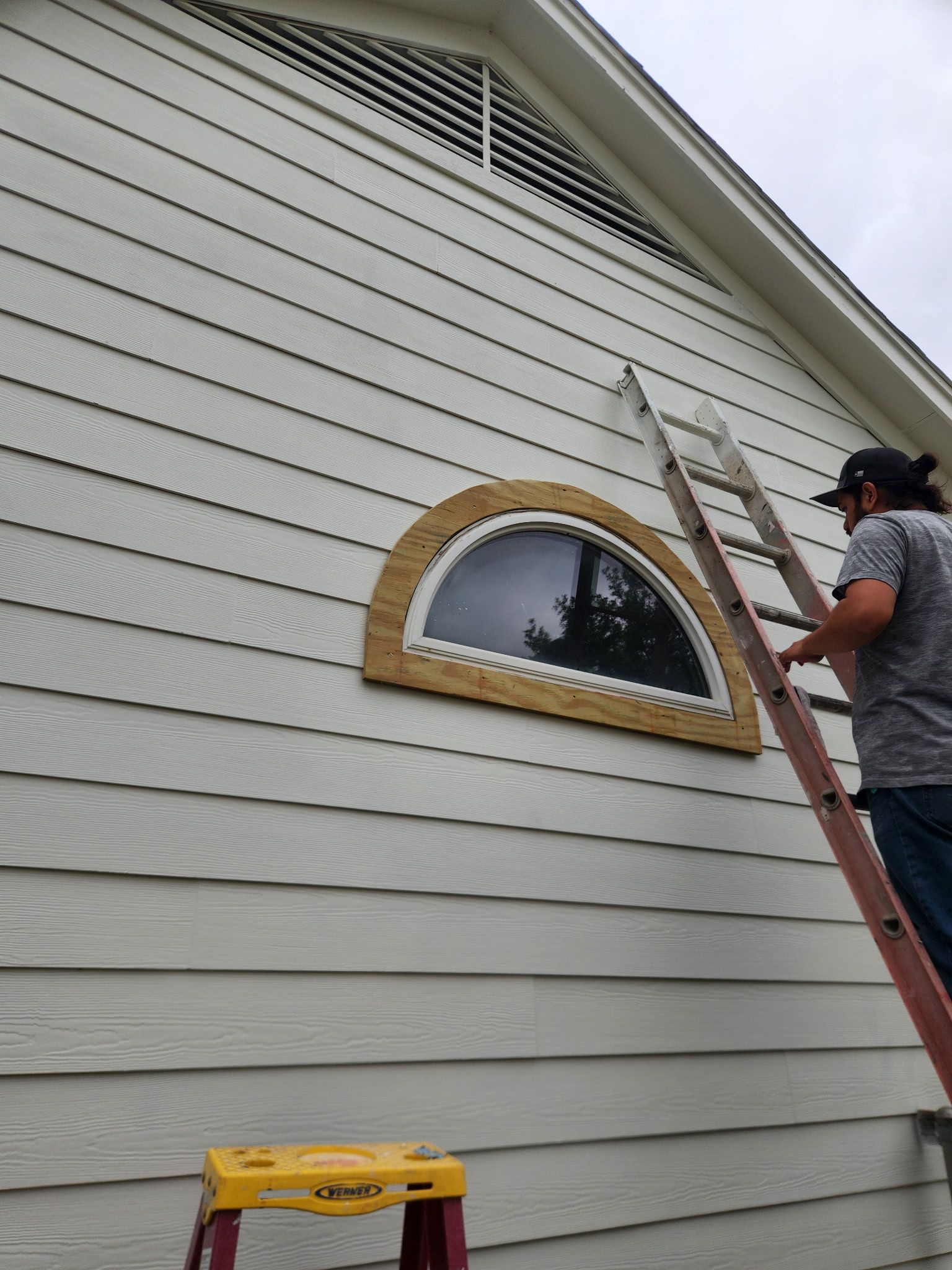 Siding project in Cedar Park, TX by REPS Austin Area Roofer