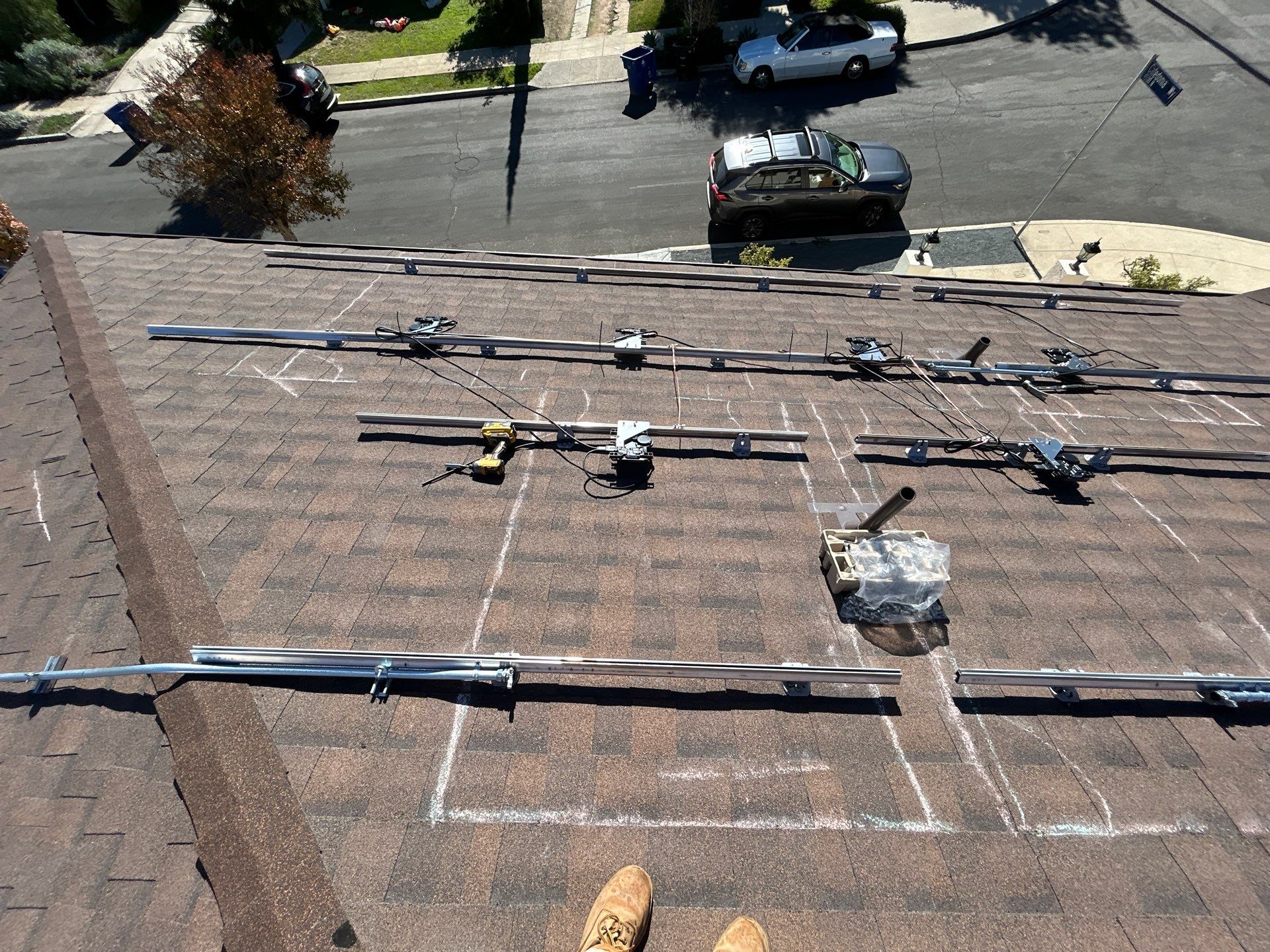 Los Angeles Residential Solar Panel Installation with Enphase Microinverters by AWS Solar