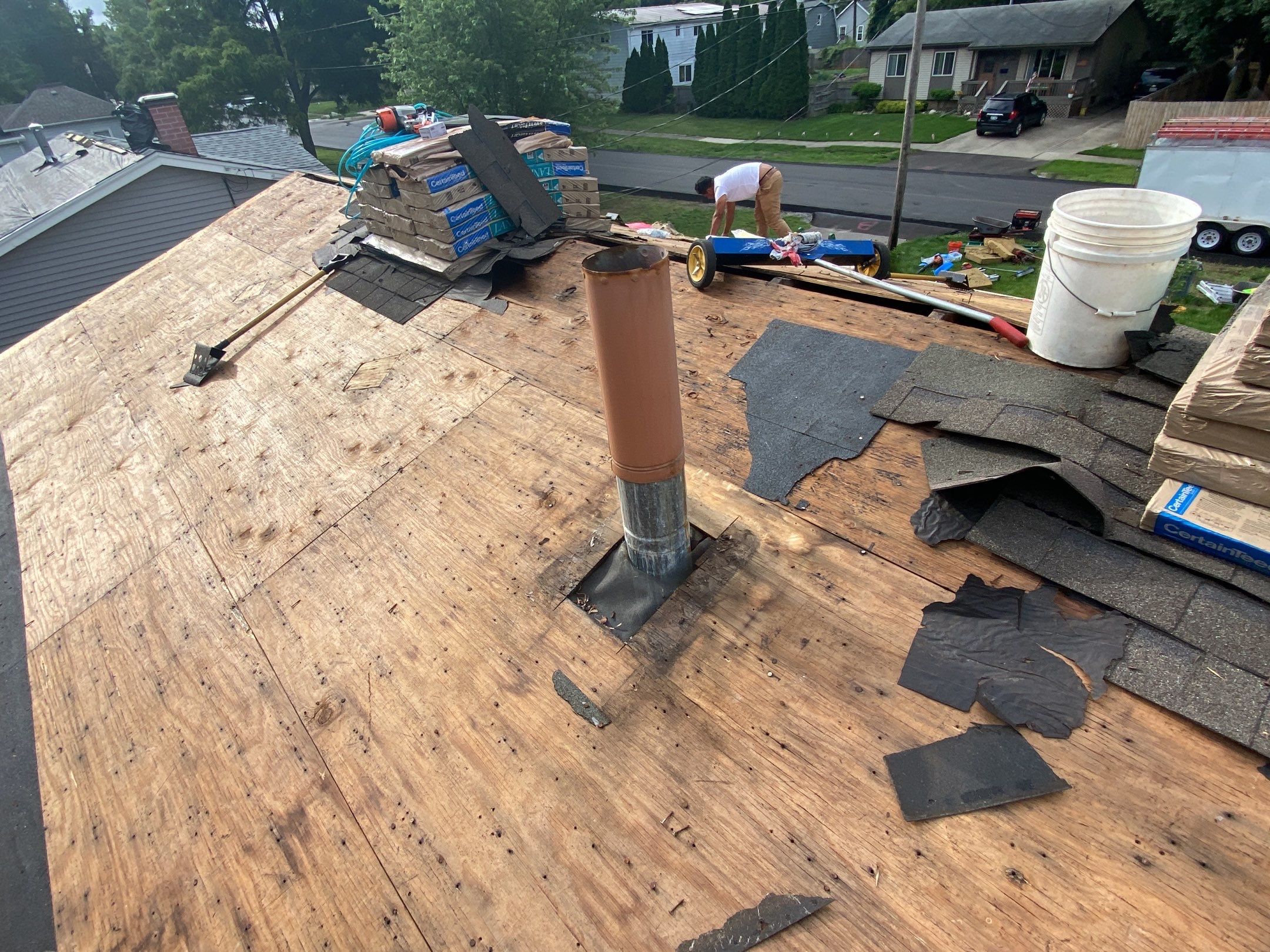 Roof Replacement using CertainTeed Landmark by 180 Contractors