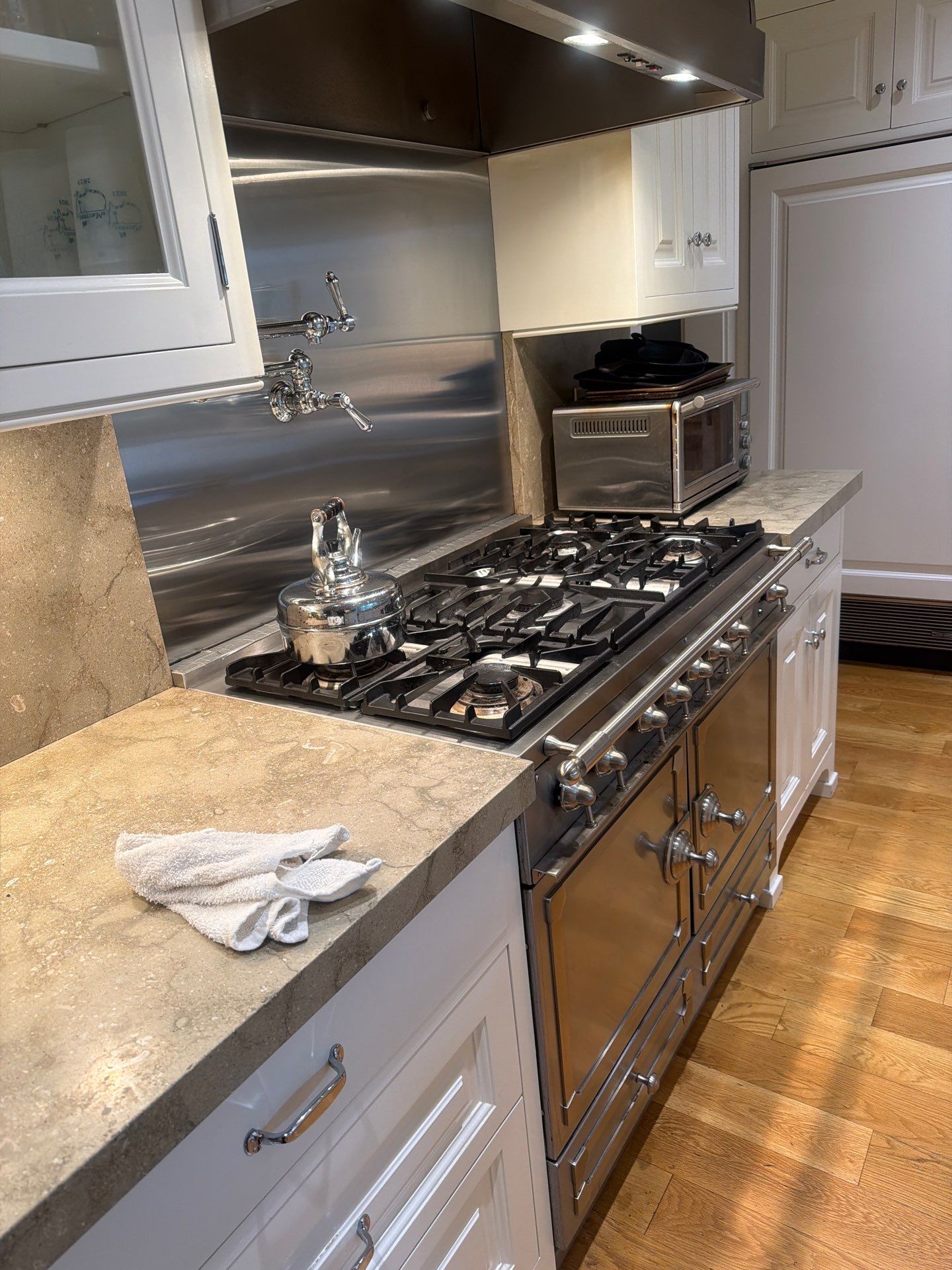 House Cleaning and Maid Service in Dunthorpe Portland by Cloud 9 Professional Cleaning Services