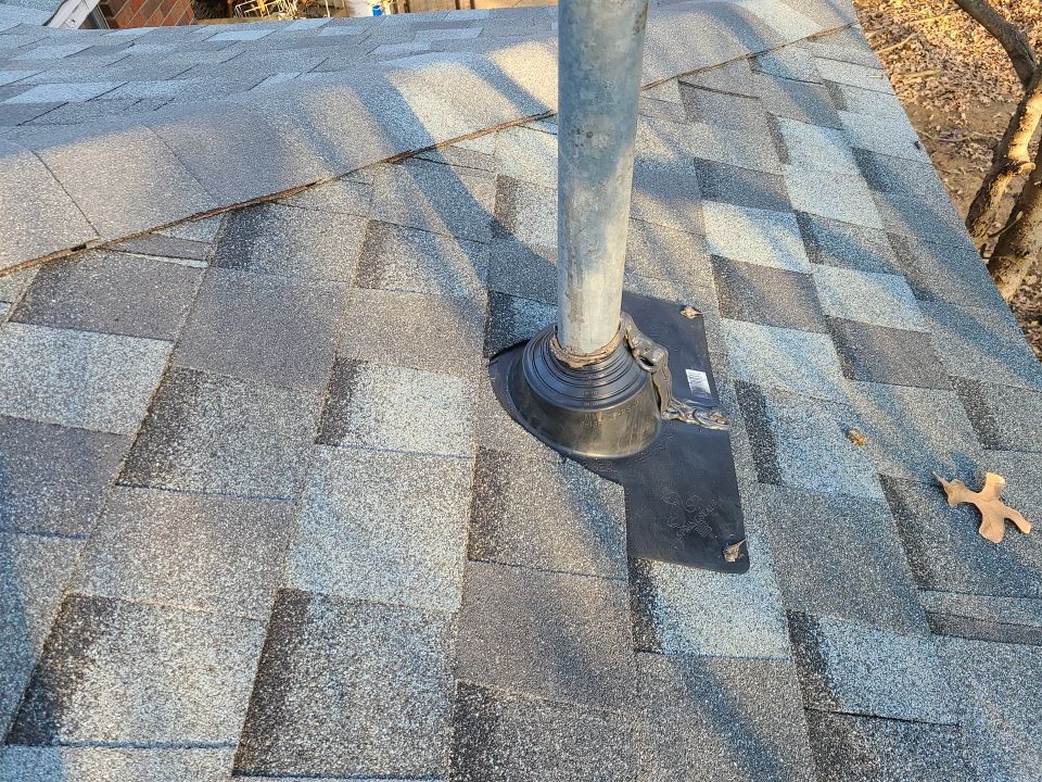 Residential Roofing Installation using ATLAS Pinnacle Pristine Shingles by Harvey Roofing & Construction