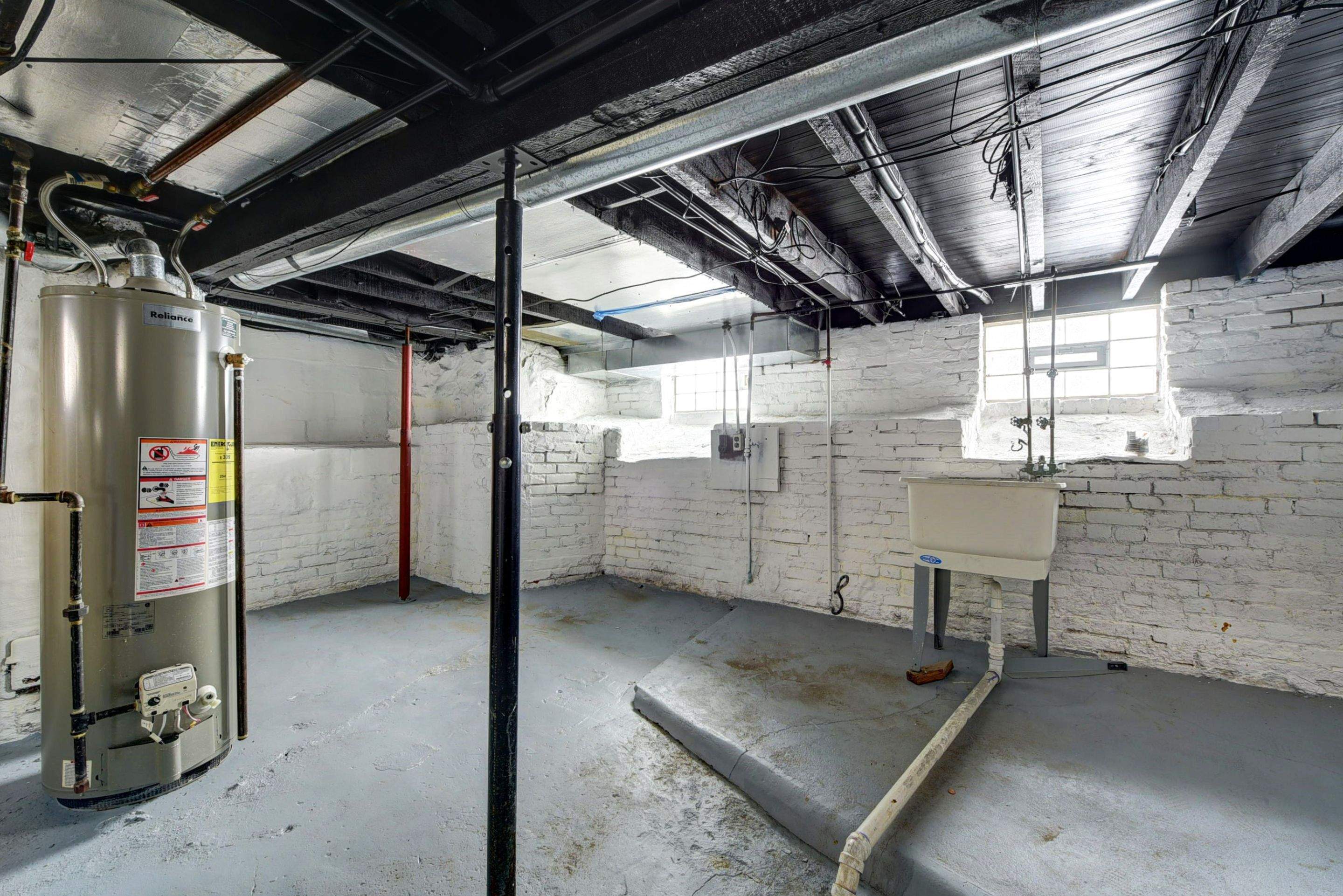 Single Family Full Remodel by Reinovation