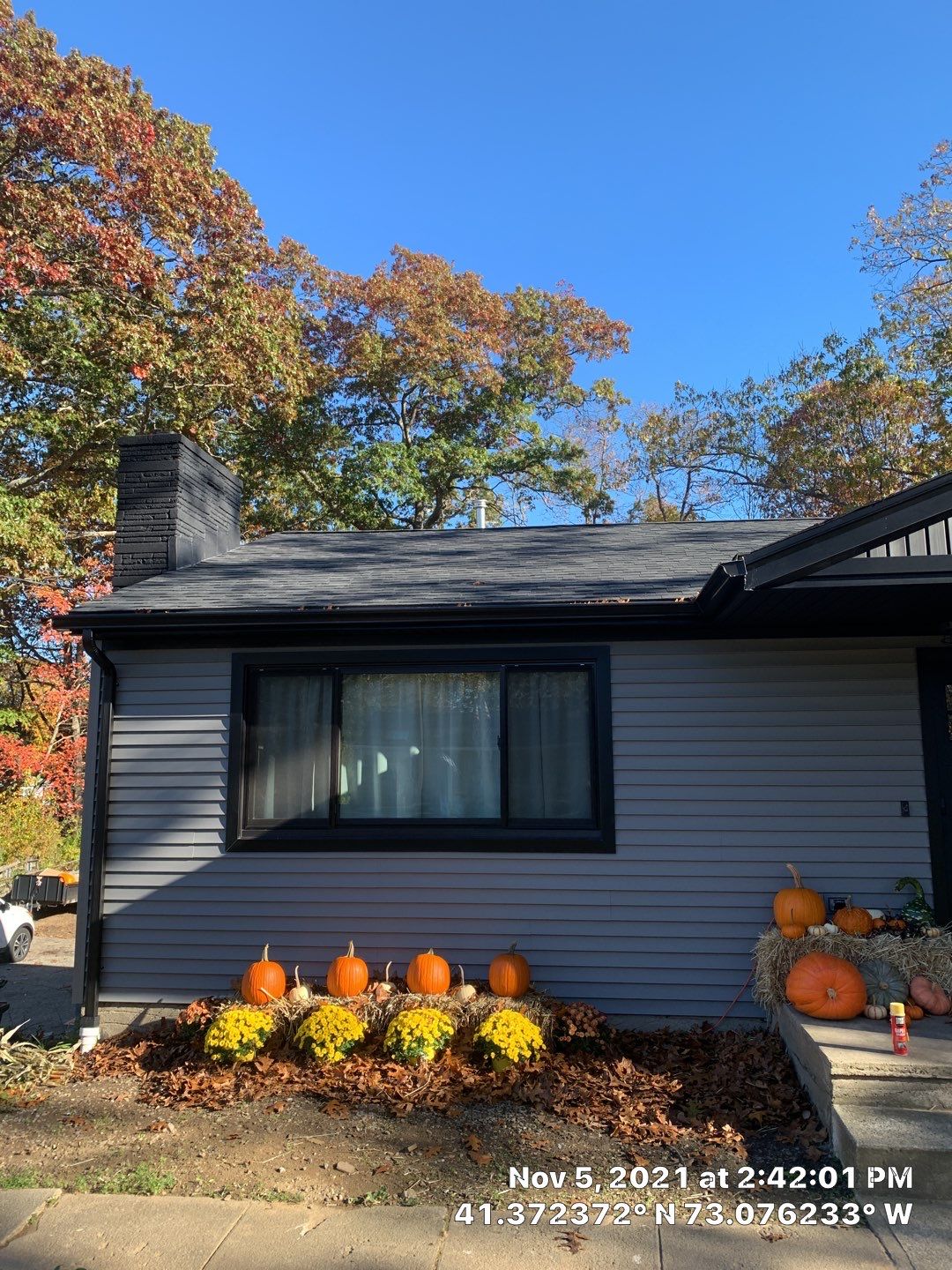 Siding Installation using Certainteed monogram charcoal gray Owens Corning Onyx Black by A Plus Exterior