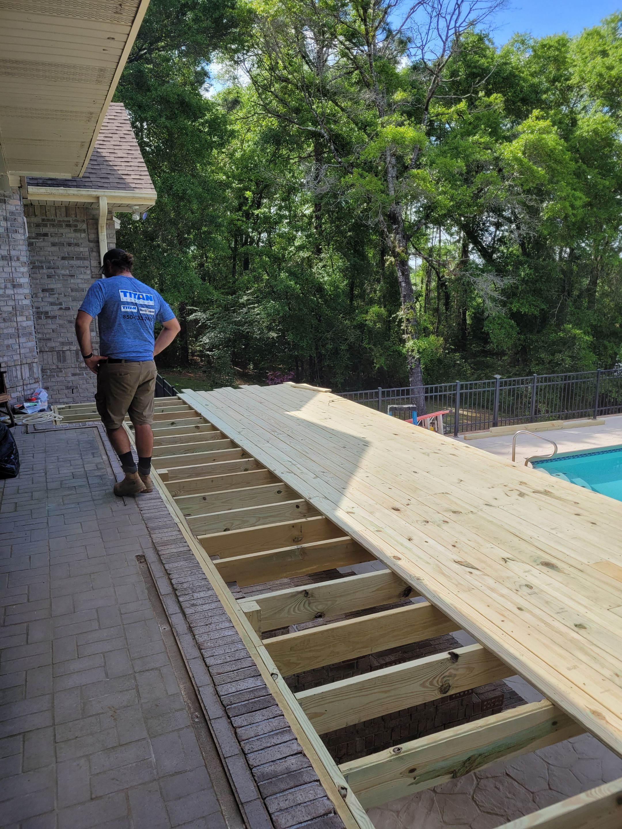 Elevated Screen Room in Crestview by Titan Sunrooms