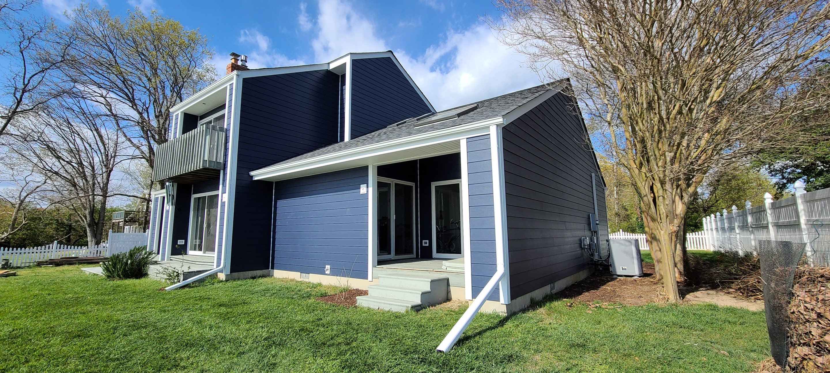 Siding replacement using James Hardie Siding by Window Depot of Annapolis