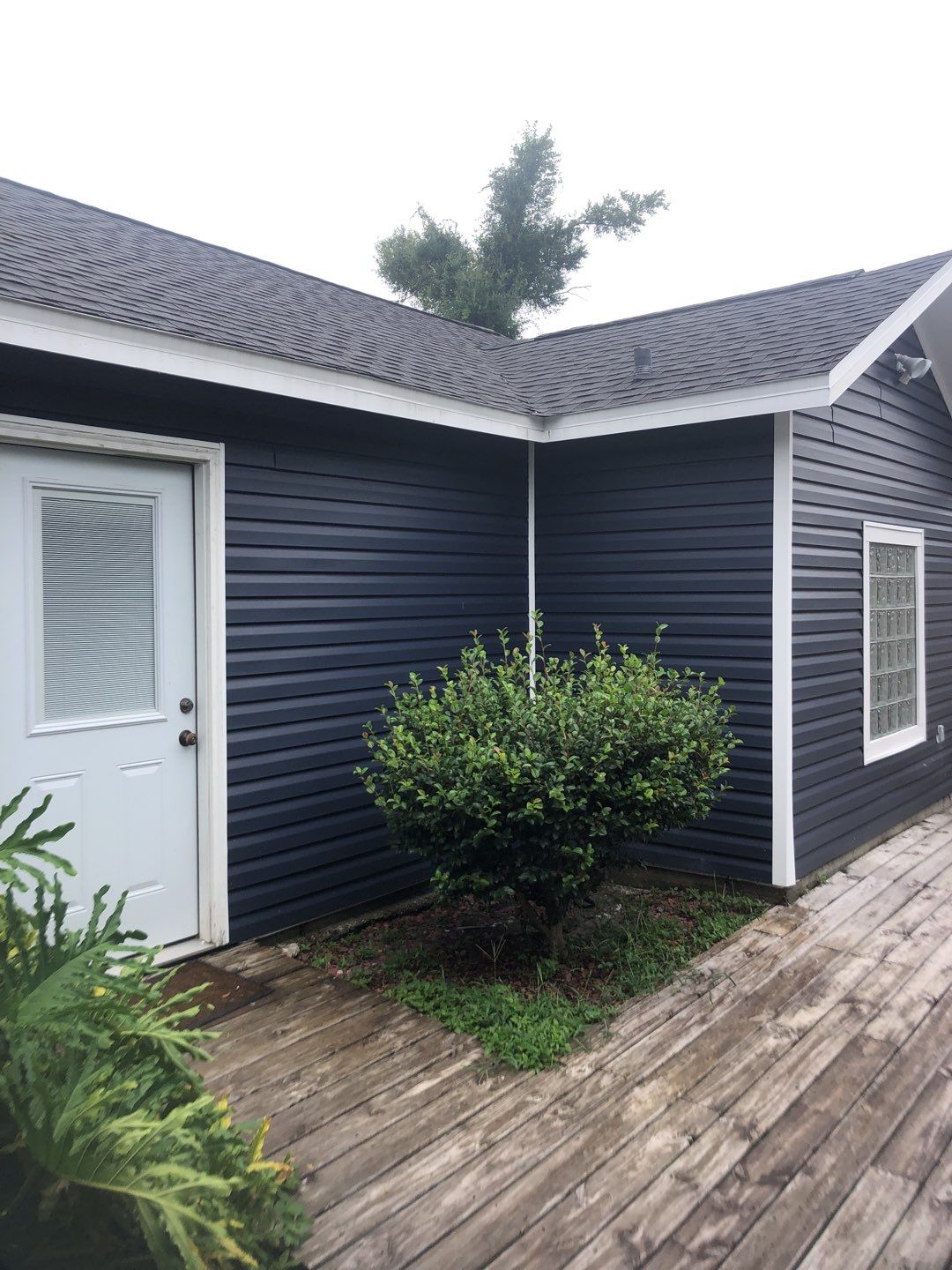 Gutter Installation using K-Style Seamless Gutters by Gutter Professors