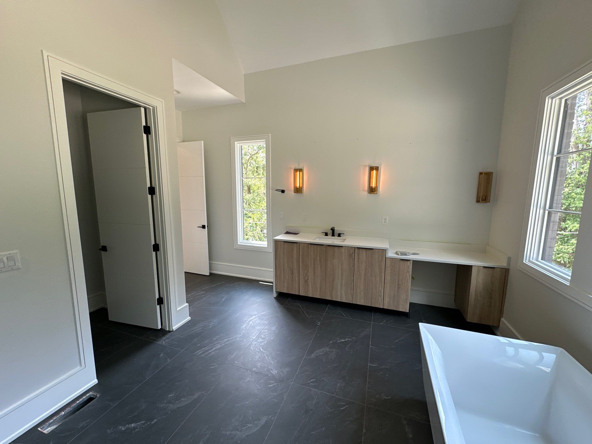 Interior Paint and Flooring in Nashville by Music City Improvements