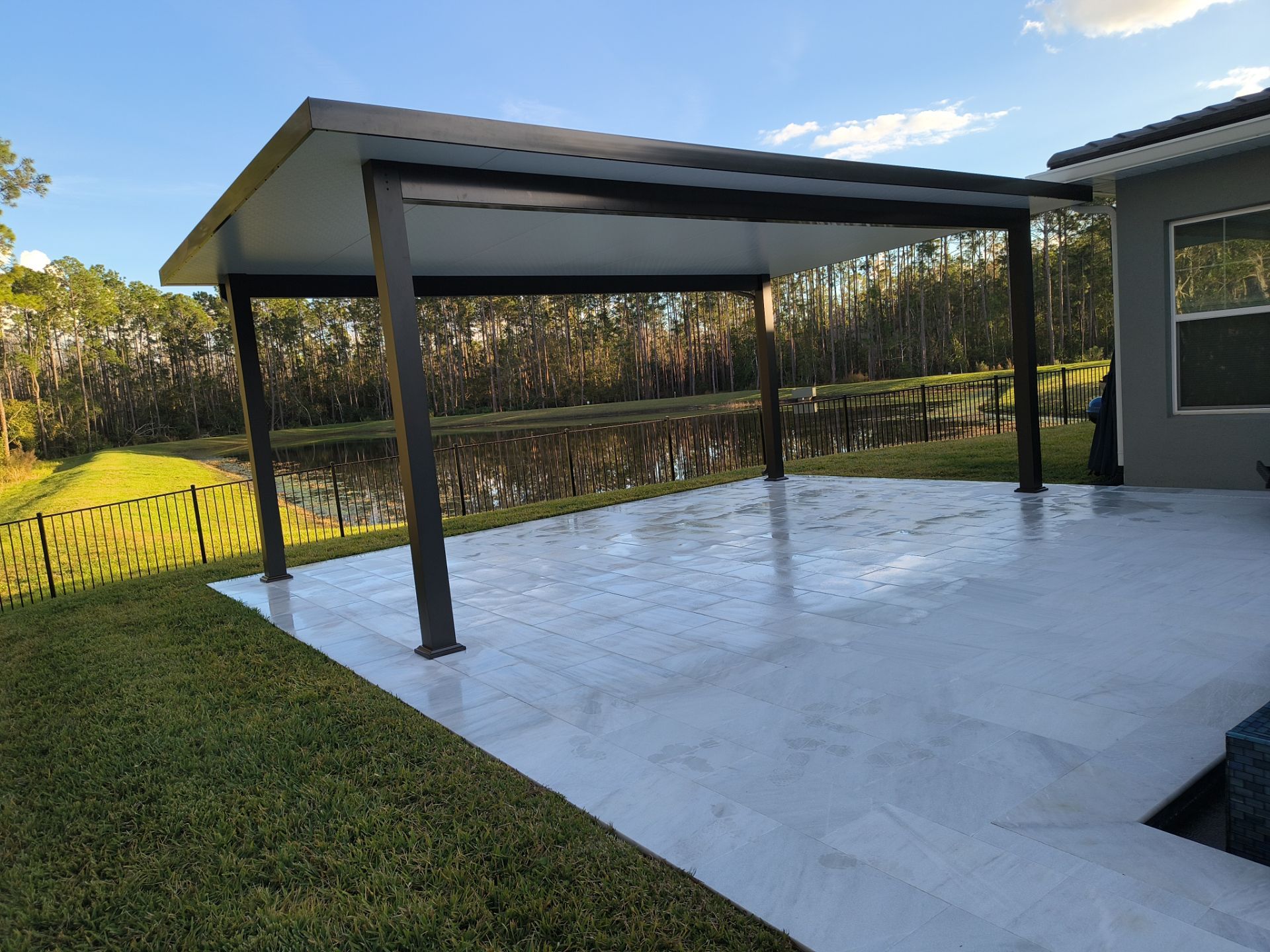 Modern Freestanding Insulated Pavilion | Windermere Poolside Oasis by Orlando pergolas 