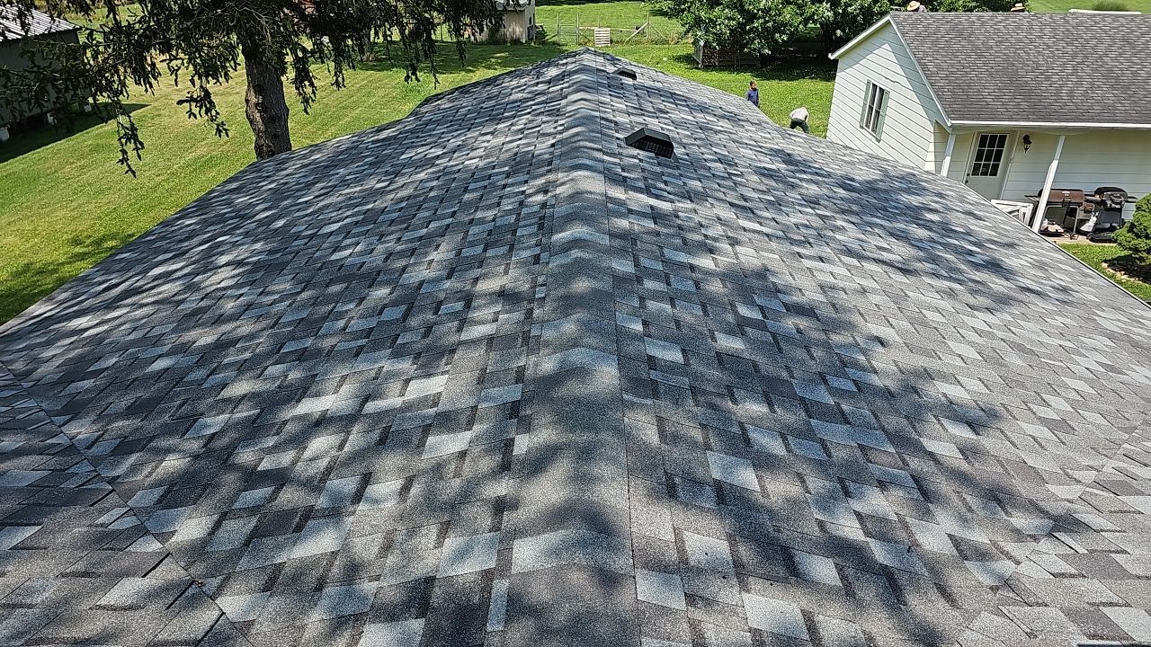 ATLAS PINNACLE COLOR: COASTAL GRANITE by Eagle Eye Roofing