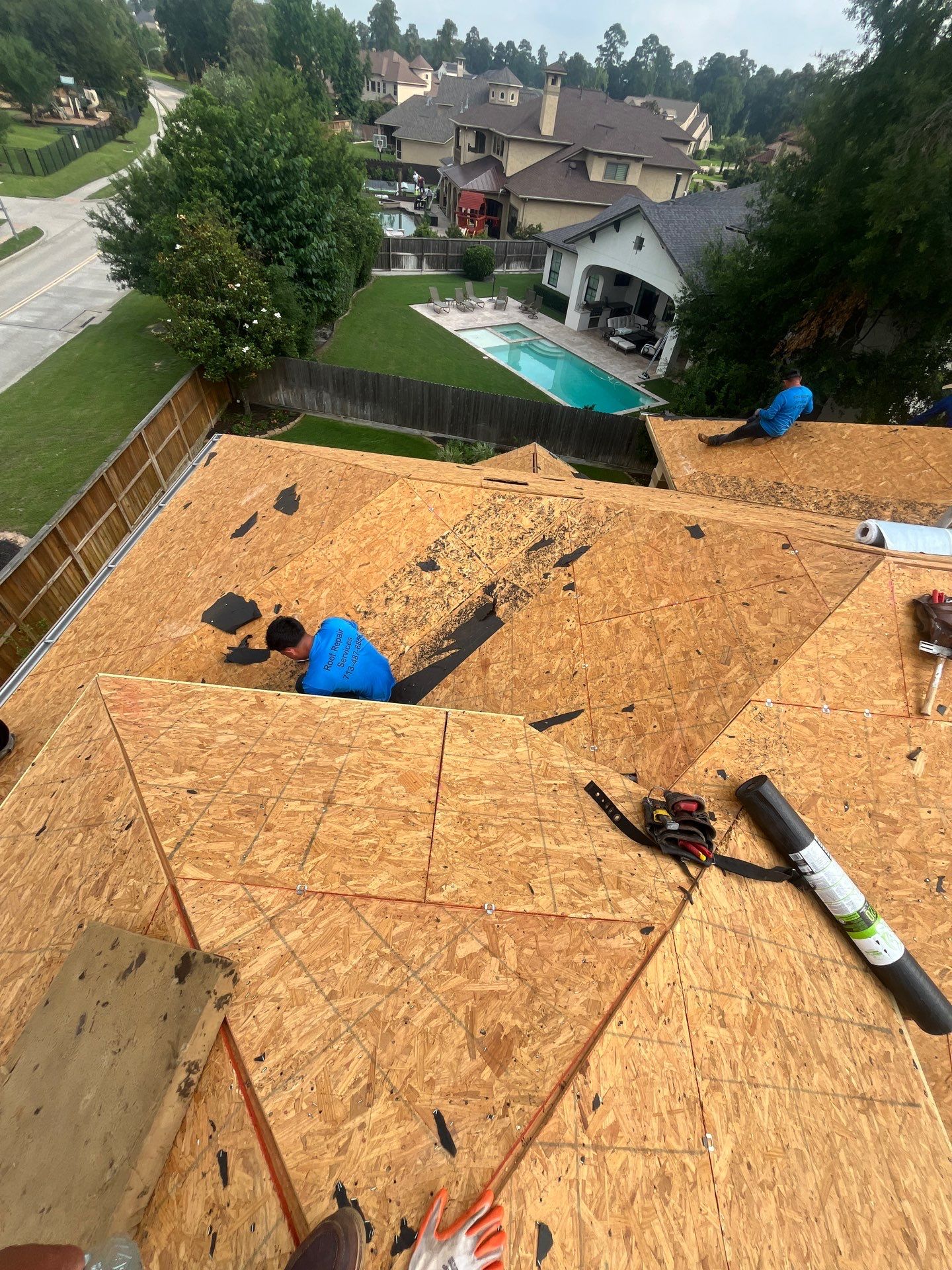 Residential Roofing Installation using Owen's Corning Duration (Lifetime) Shingles by Roof Repair Company