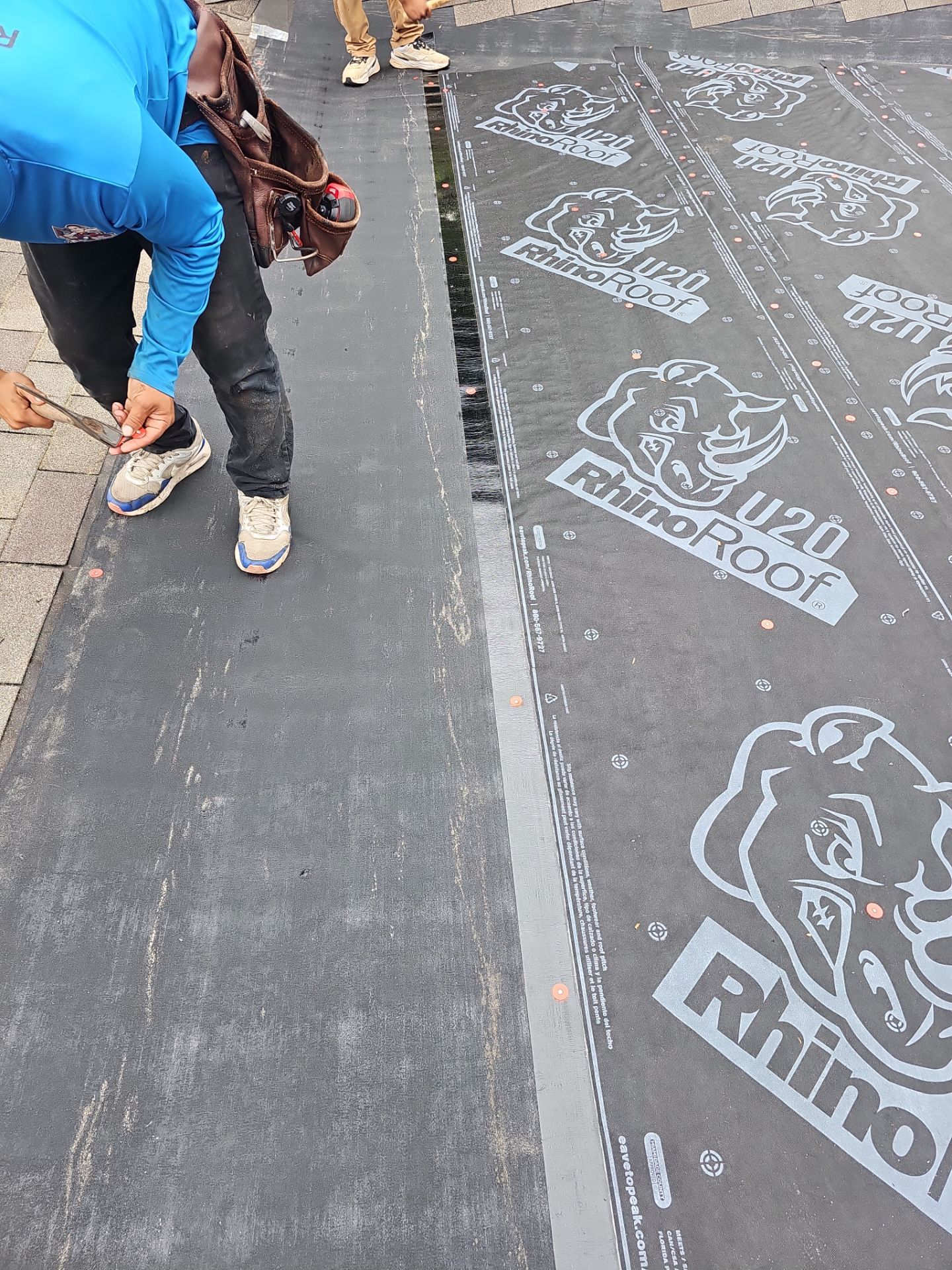 Residential Roofing Installation using Owen's Corning Duration (Lifetime) Shingles by Roof Repair Company