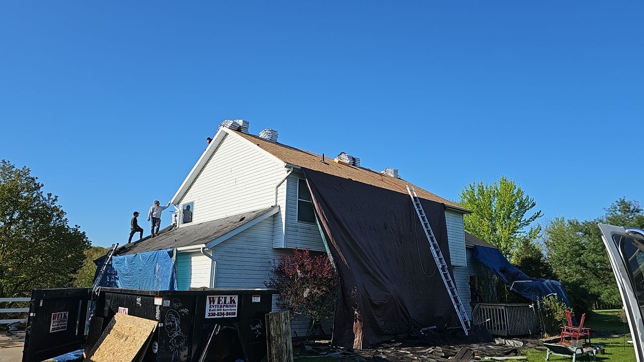 ATLAS PINNACLE COLOR: BLACK SHADOW DRIP EDGE: WHITE by Eagle Eye Roofing