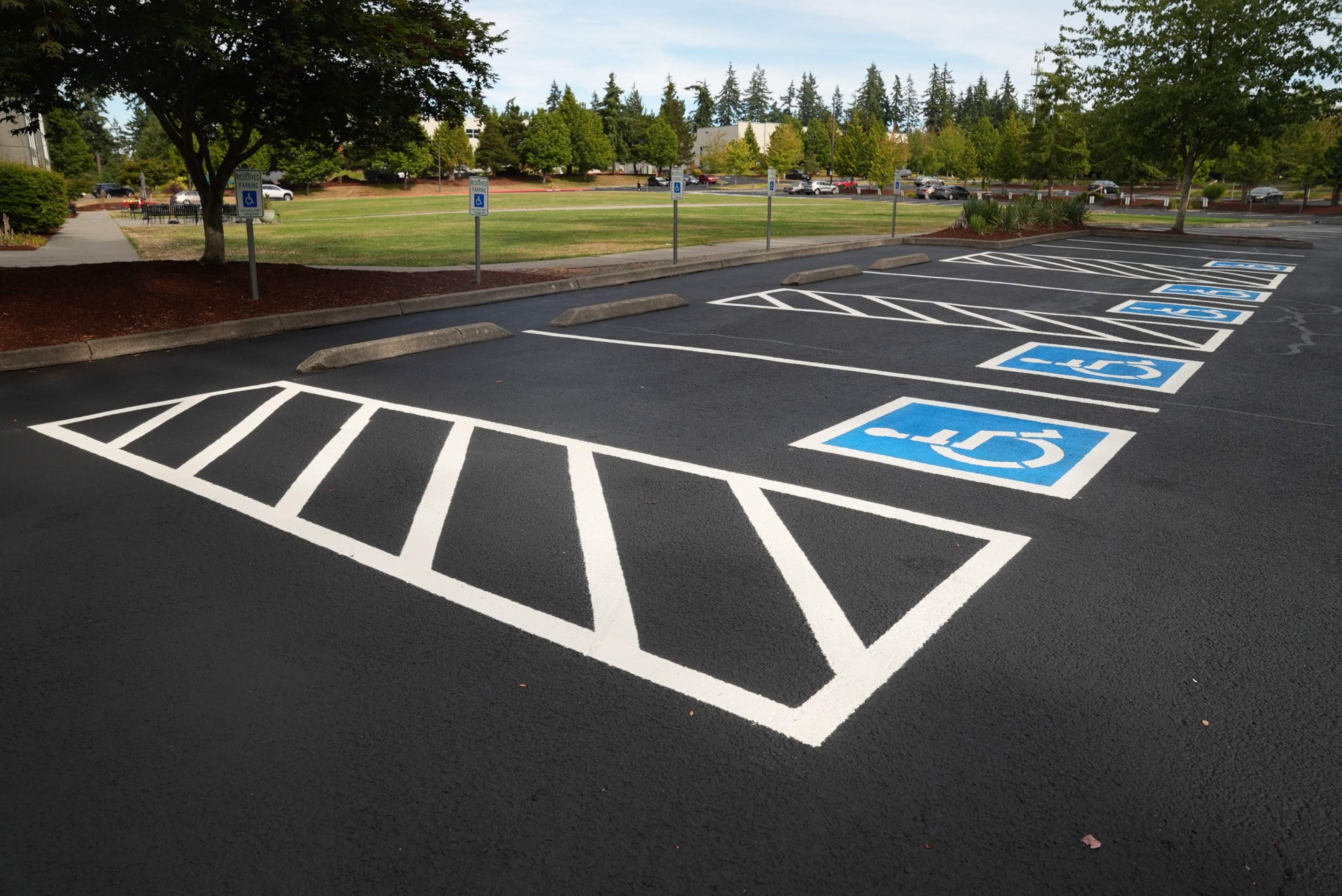 Sealcoating & Asphalt Patch Repairs | Everett  by Jireh Asphalt & Concrete Inc 