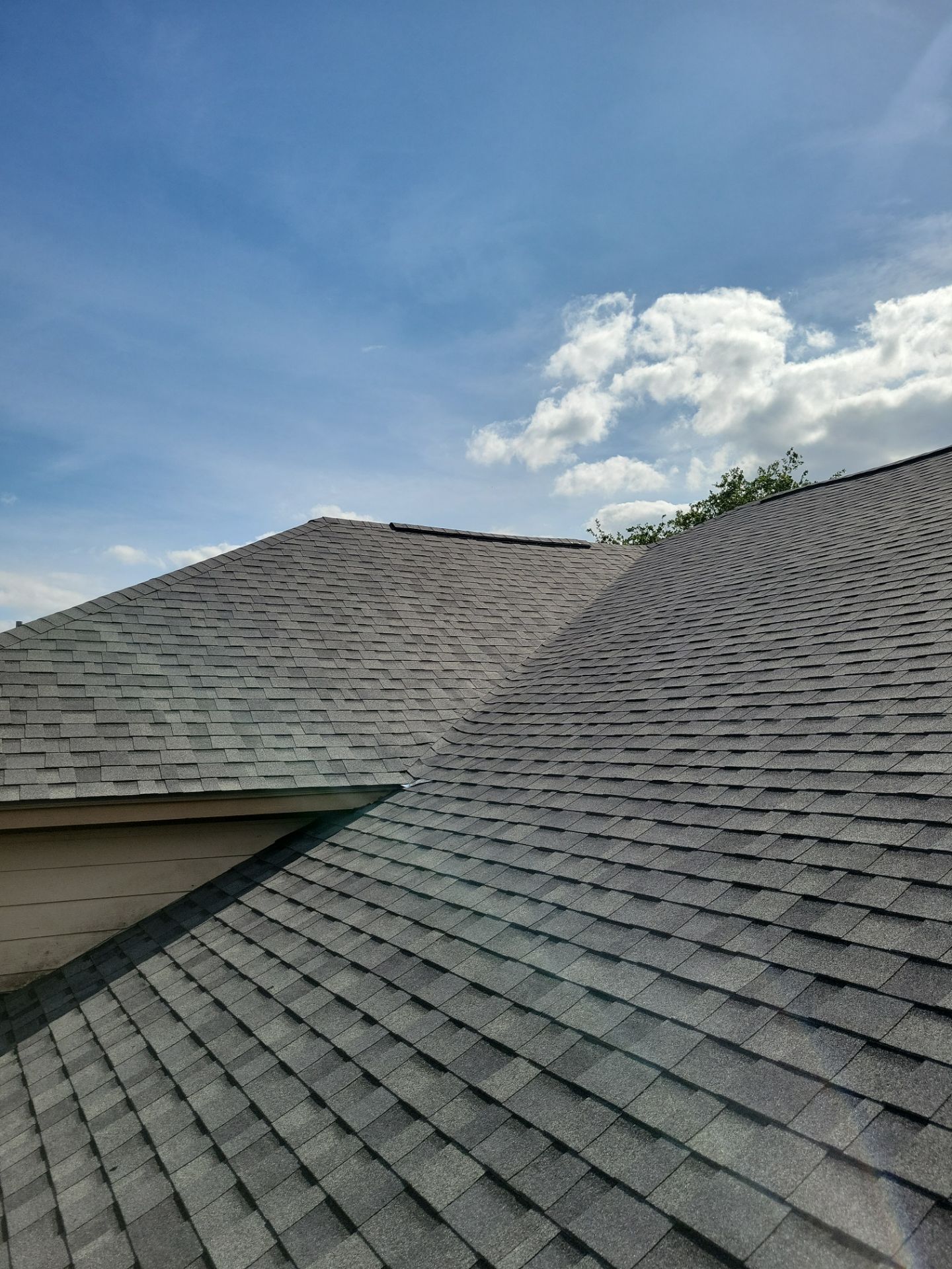 Residential Roof Replacement Featuring Owens Corning Duration Flex in San Antonio by Heaven Sent Roofing, LLC 