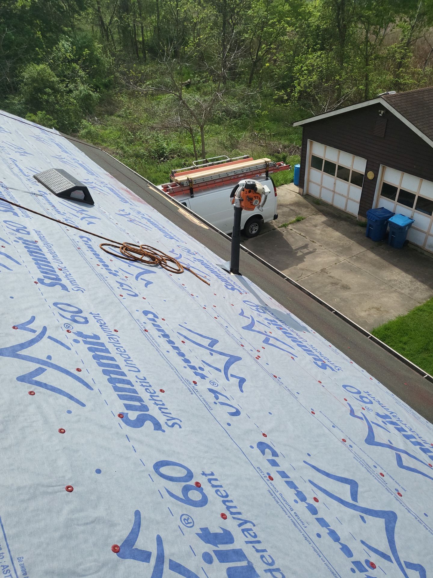 Atlas Pinnacle, Color, Morning Harvest, Drip Edge, Color, Royal Brown by Eagle Eye Roofing