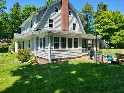Siding Installation using Certainteed Cedar Impressions Sterling Gray
