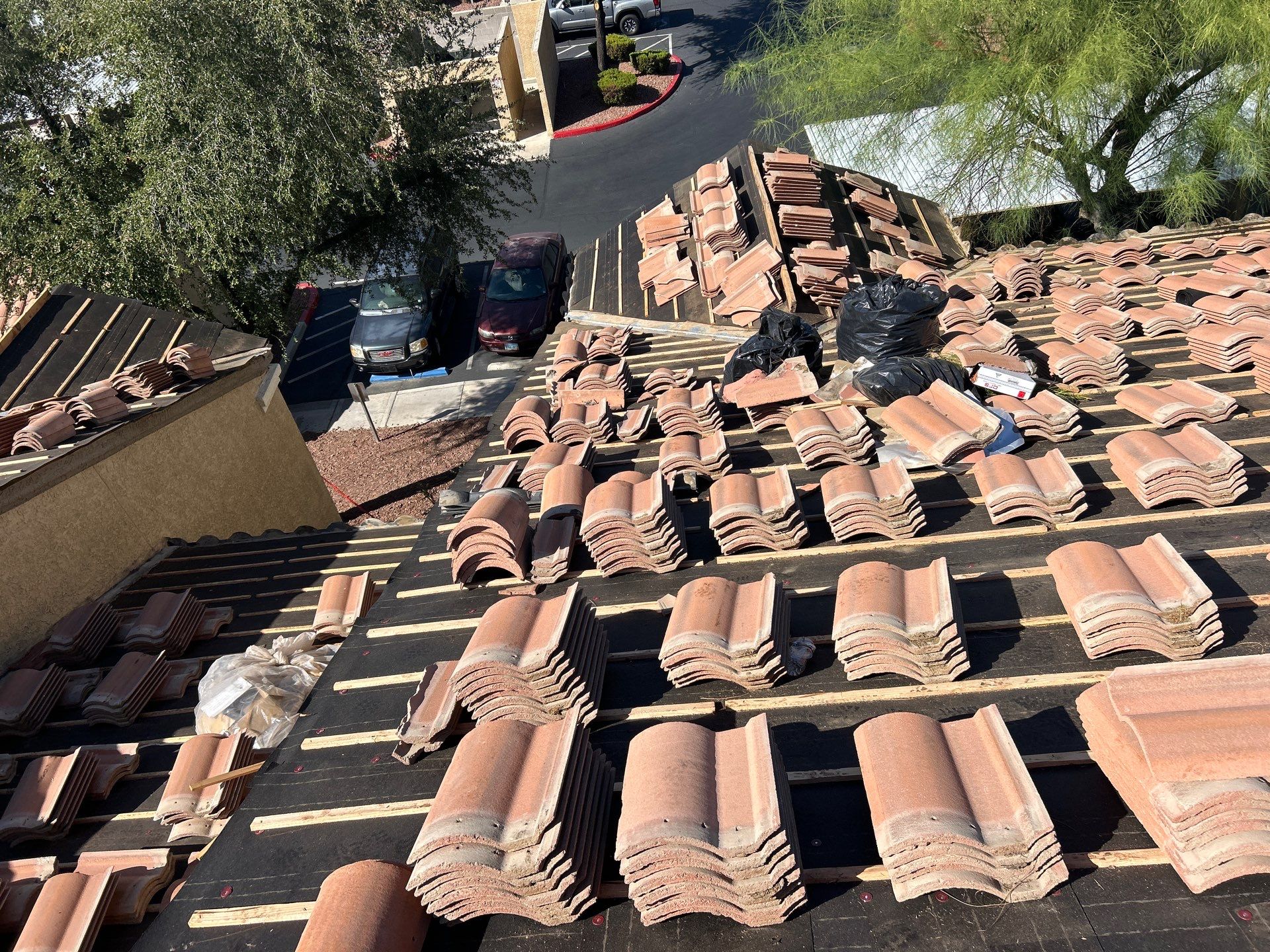 L15364-Latigo Condos by The Original Roofing Company