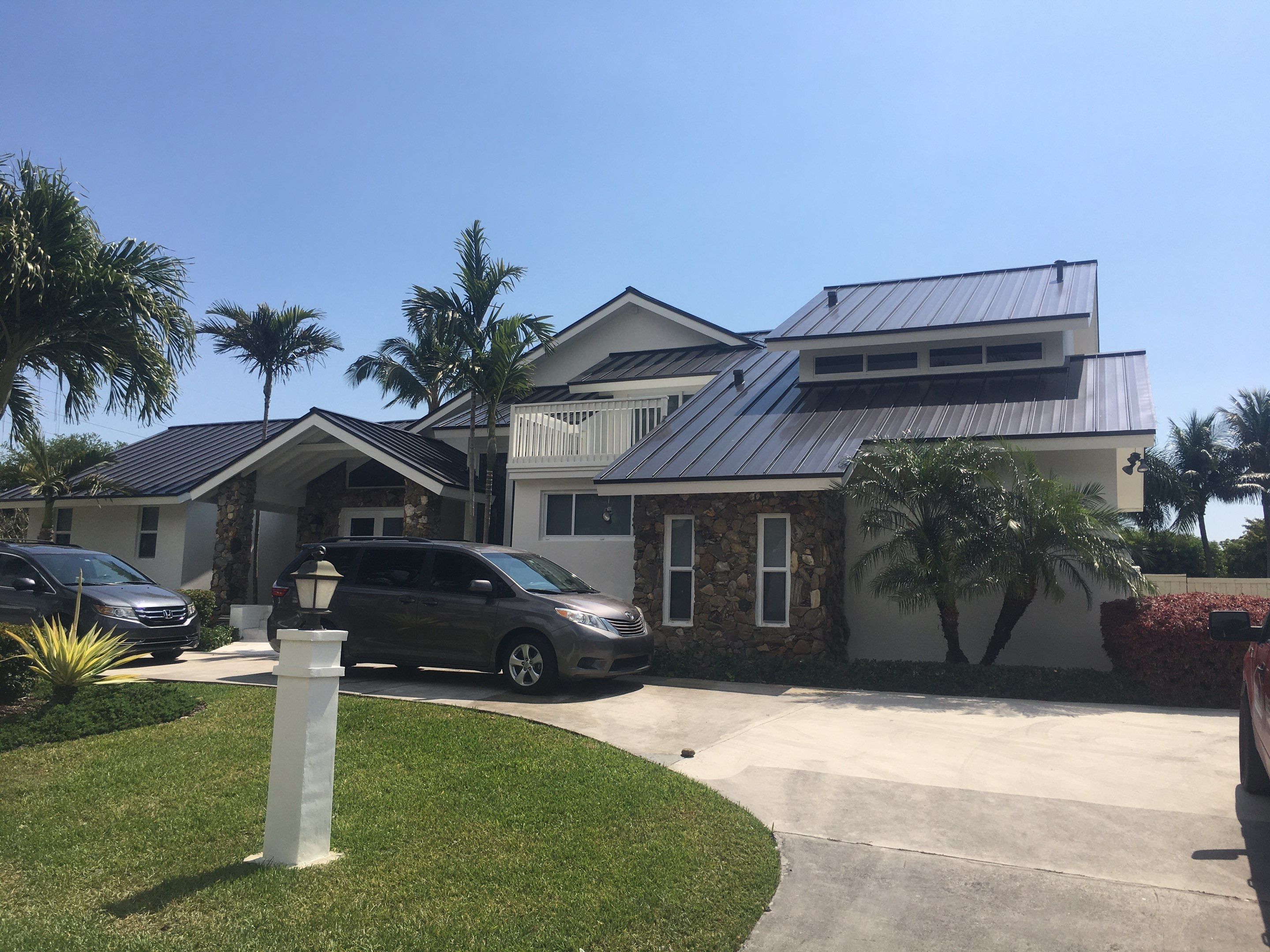 Metal Roof - Galvalume - Dark Bronze by Istueta Roofing