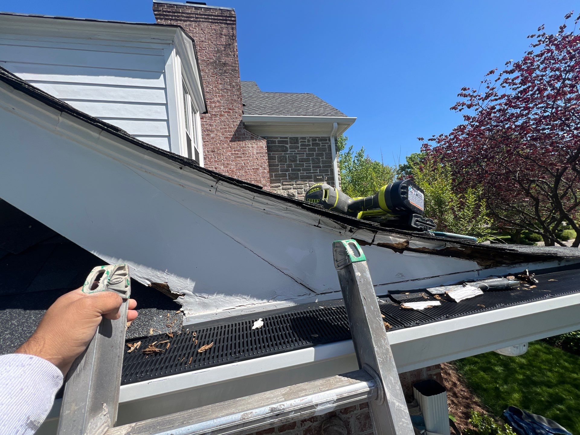 Brentwood - Sunset Rd. Exterior  by Nashville House Painters 