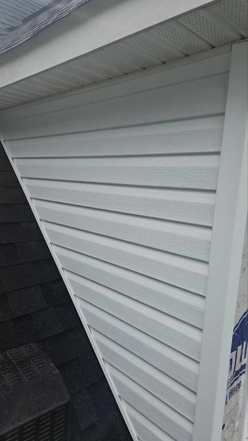 Residential Roofing Installation using Owens Corning® Oakridge Onyx Black by Indigo State Roofing